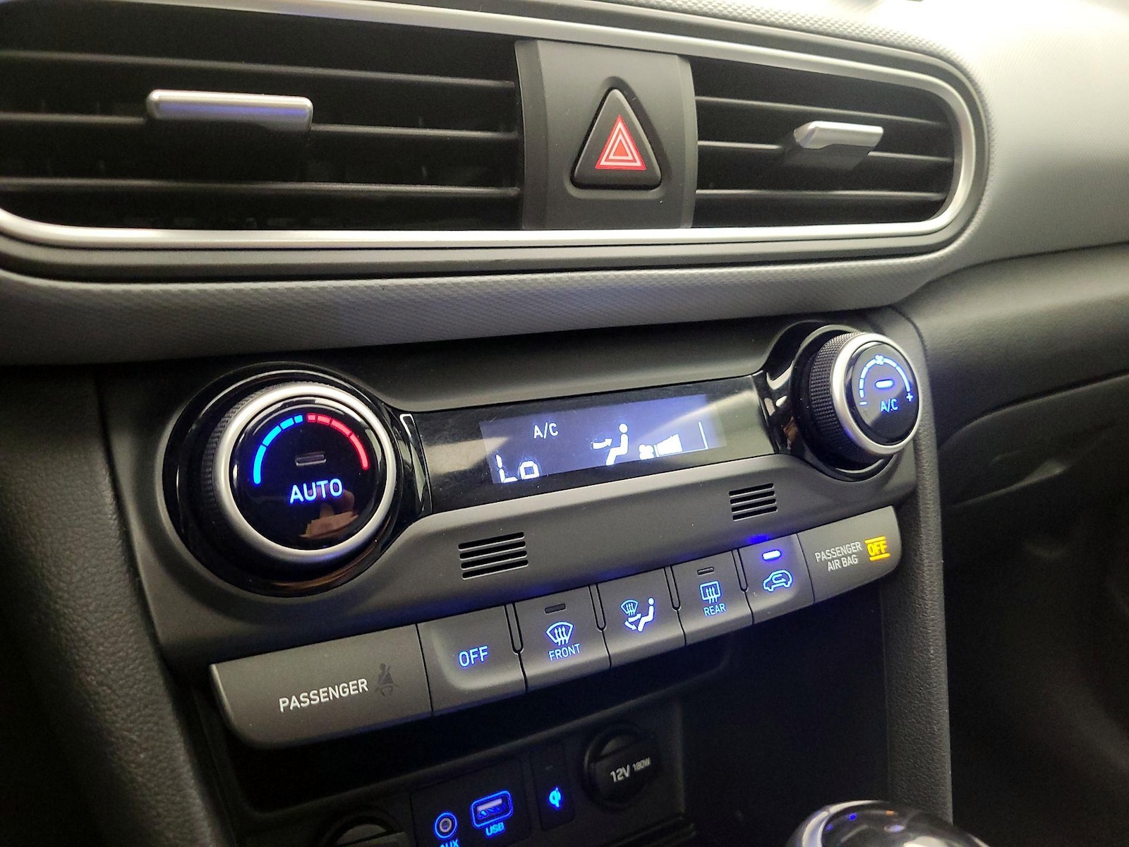 2019 Hyundai Kona Ultimate - Photo 18