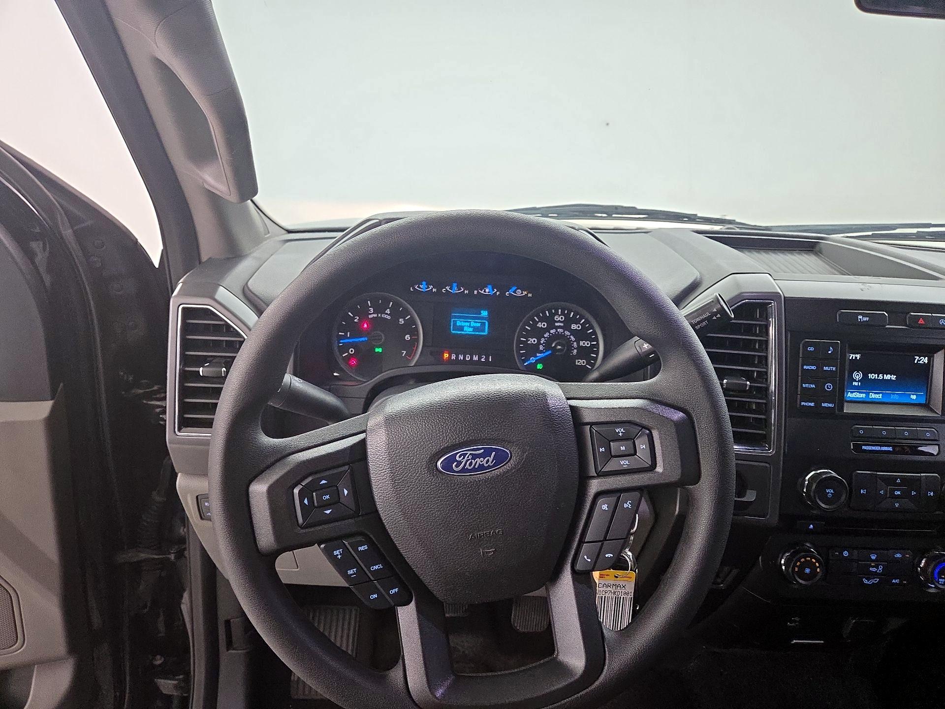 Thumbnail: 2017 Ford F-150 - 10
