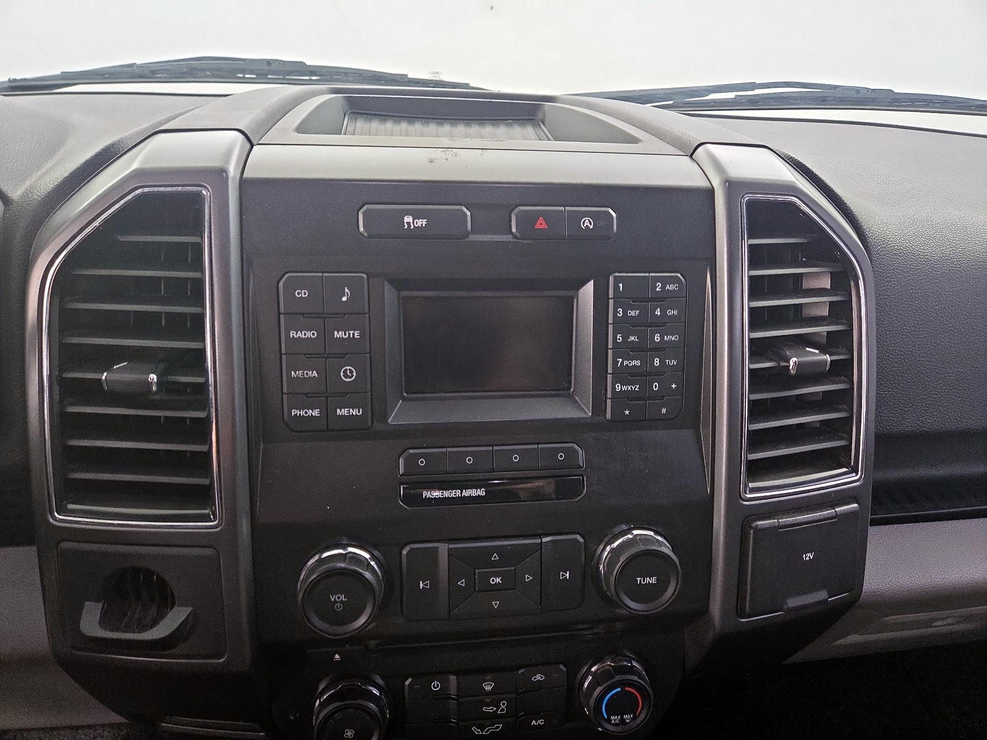 Thumbnail: 2017 Ford F-150 - 14
