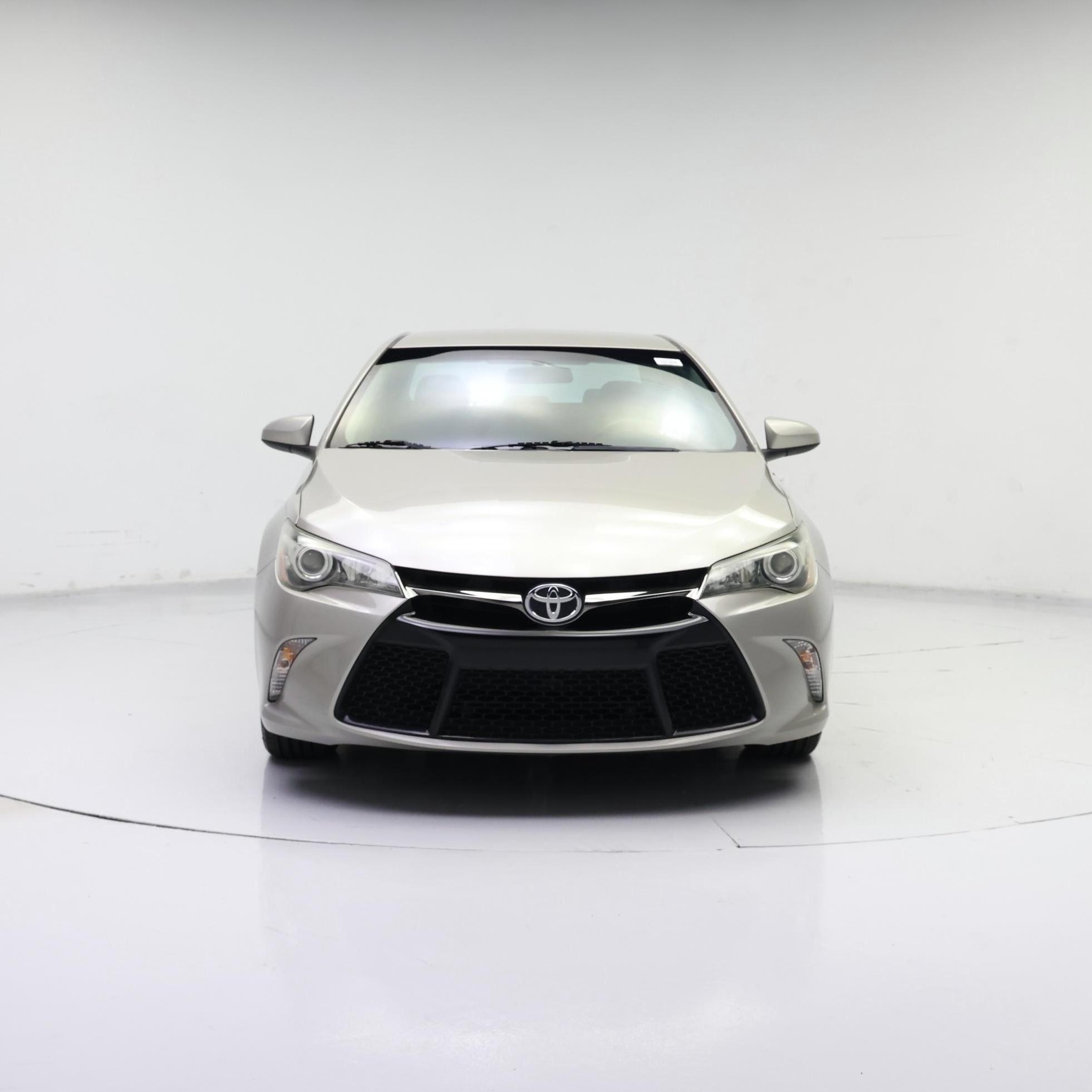 Thumbnail: 2016 Toyota Camry - 5