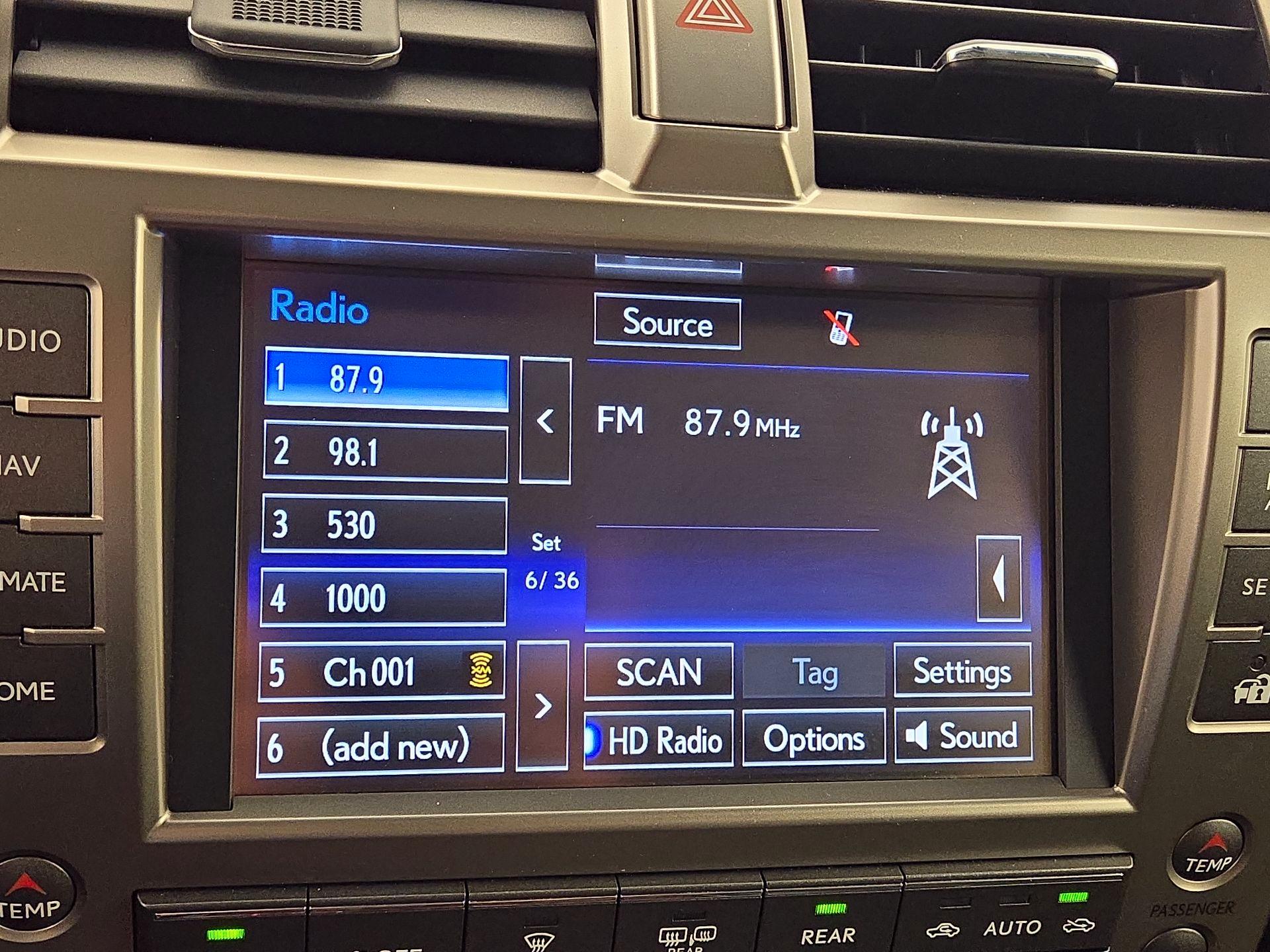 Thumbnail: 2015 Lexus GX - 16