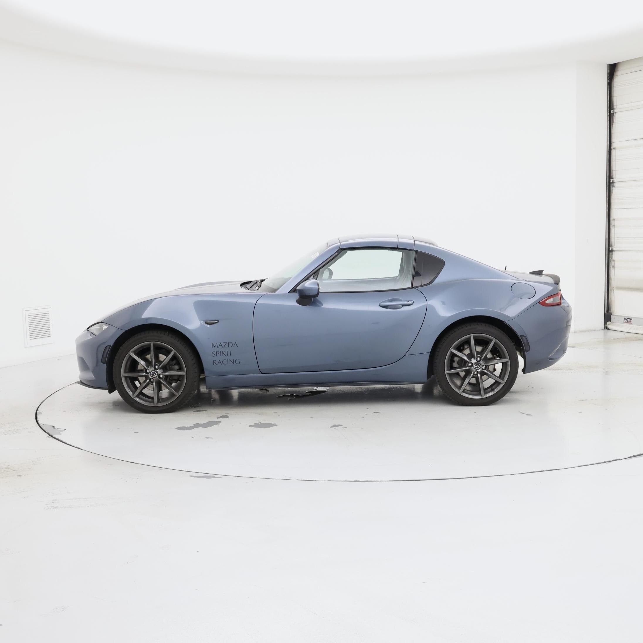 Thumbnail: 2017 Mazda MX-5 Miata - 3