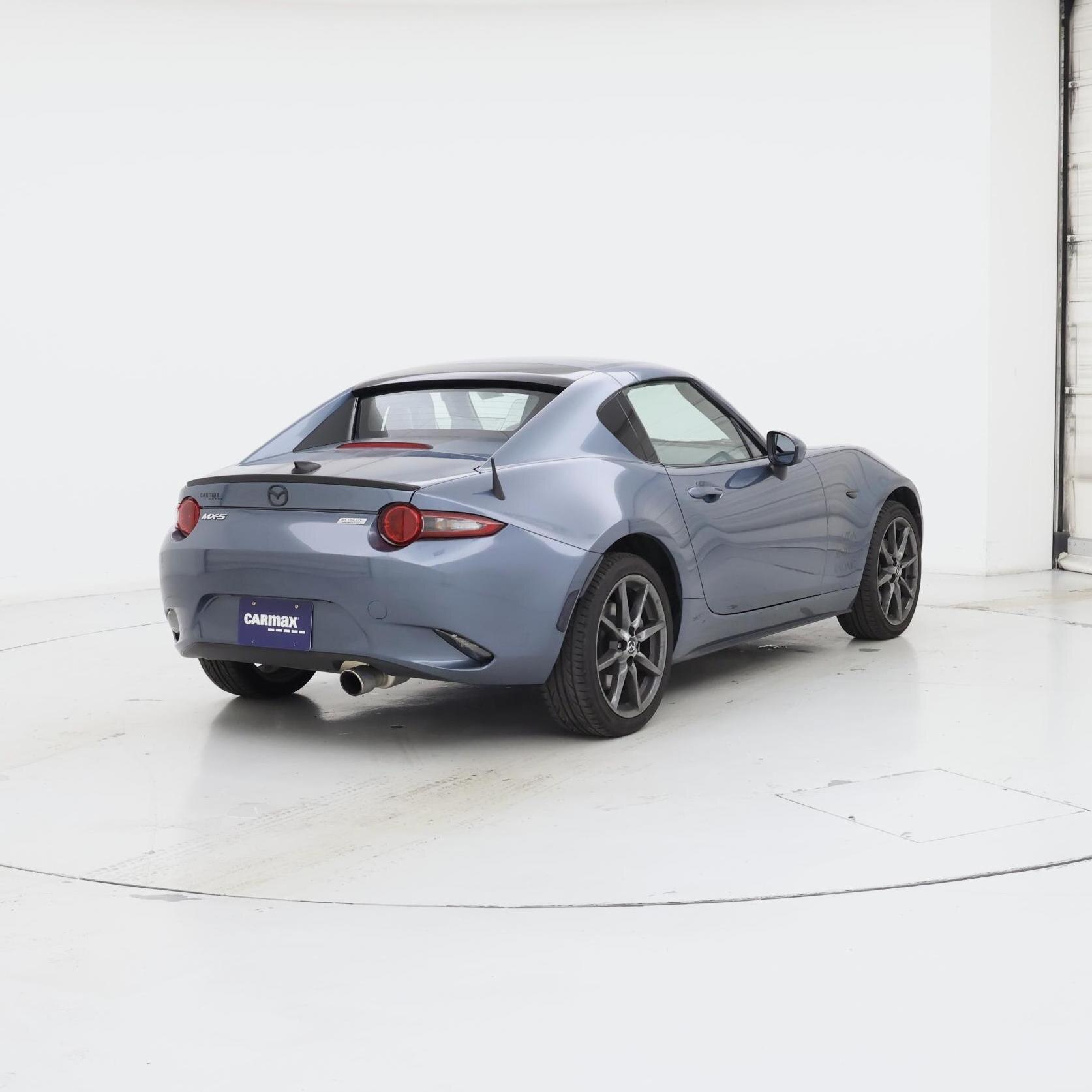 Thumbnail: 2017 Mazda MX-5 Miata - 8