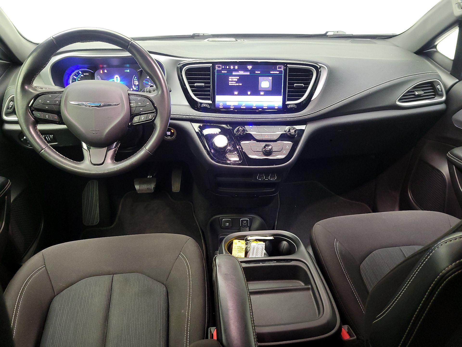 Thumbnail: 2021 Chrysler Pacifica - 9