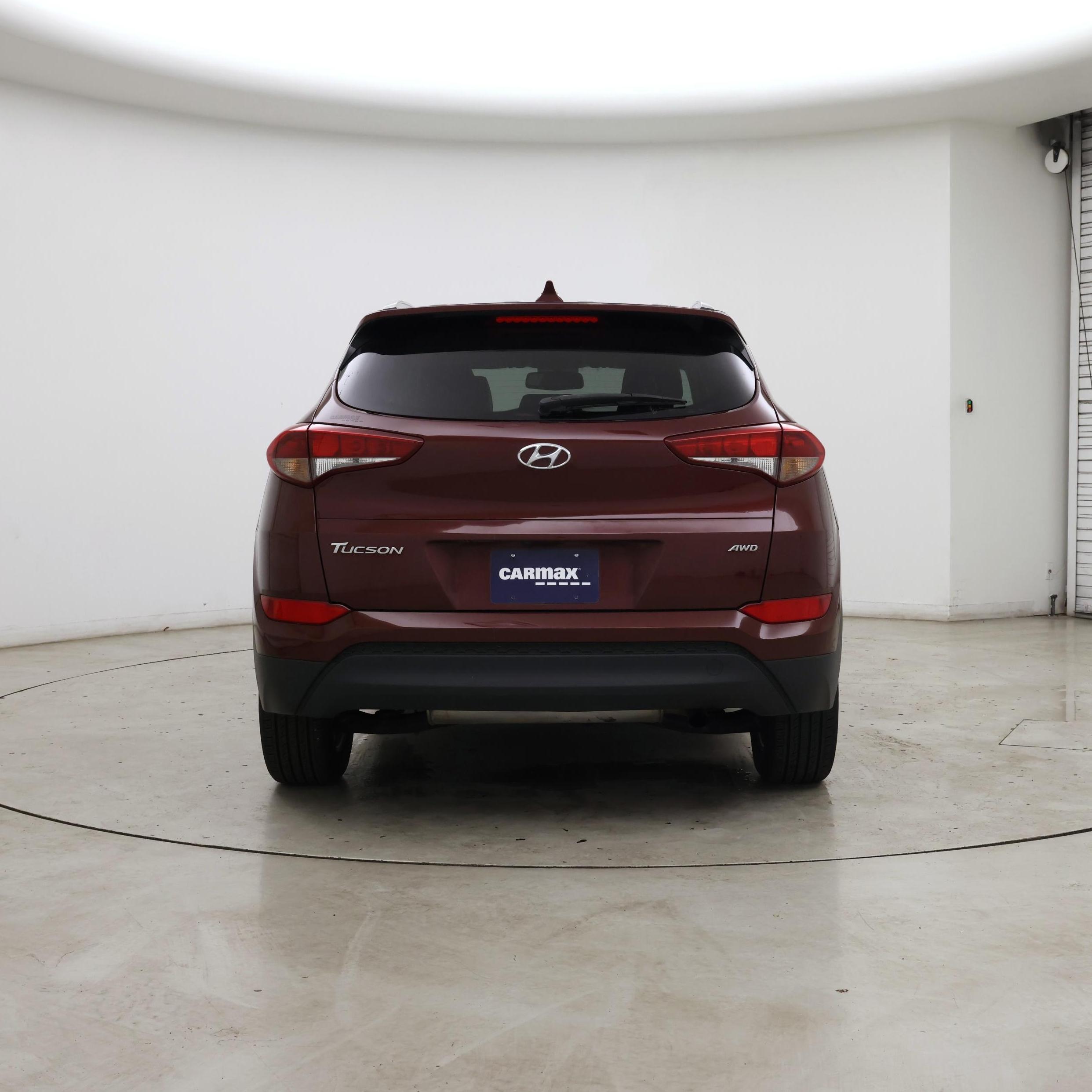 Thumbnail: 2017 Hyundai Tucson - 3
