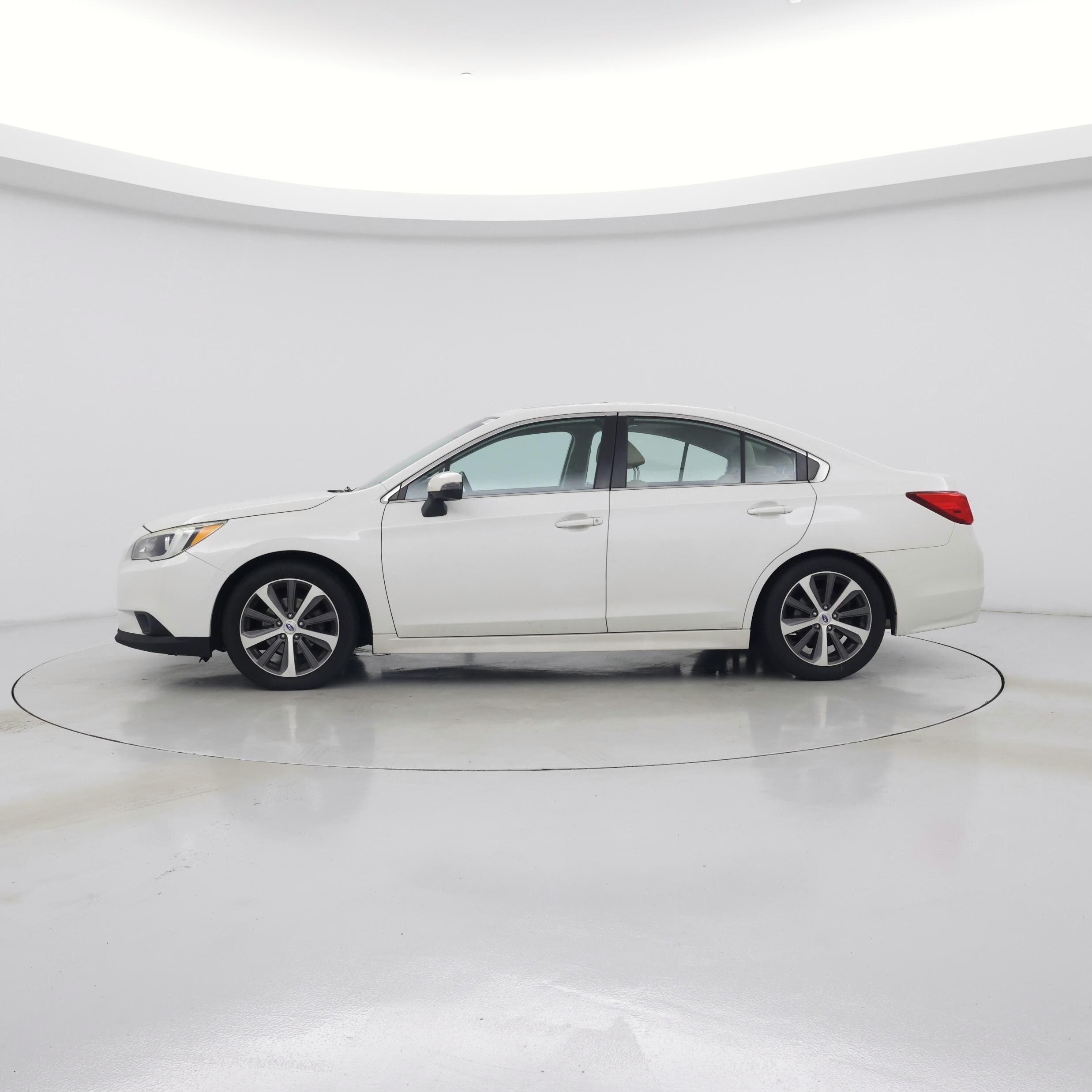 Thumbnail: 2016 Subaru Legacy - 3