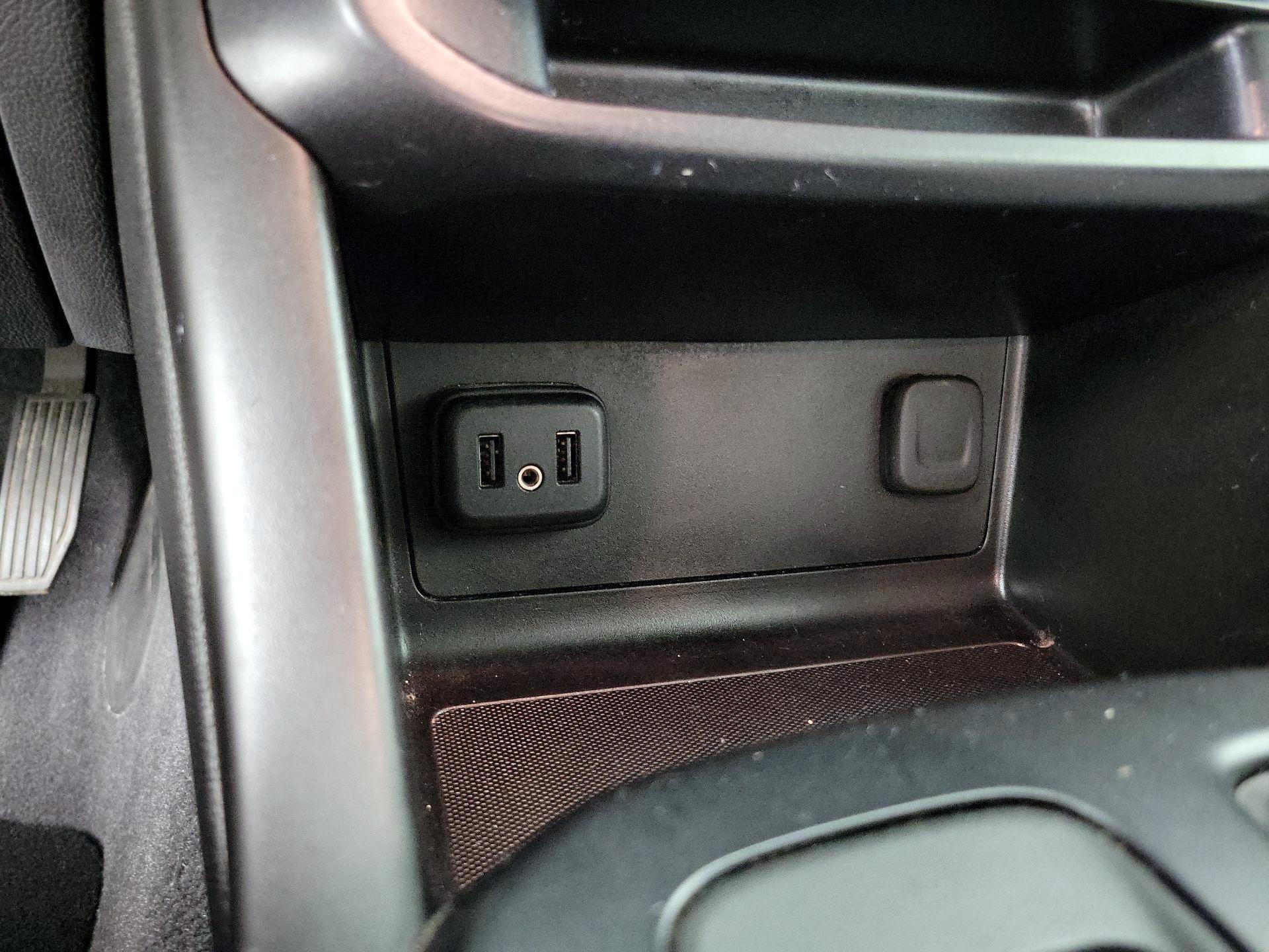 Thumbnail: 2019 Chevrolet Colorado - 18