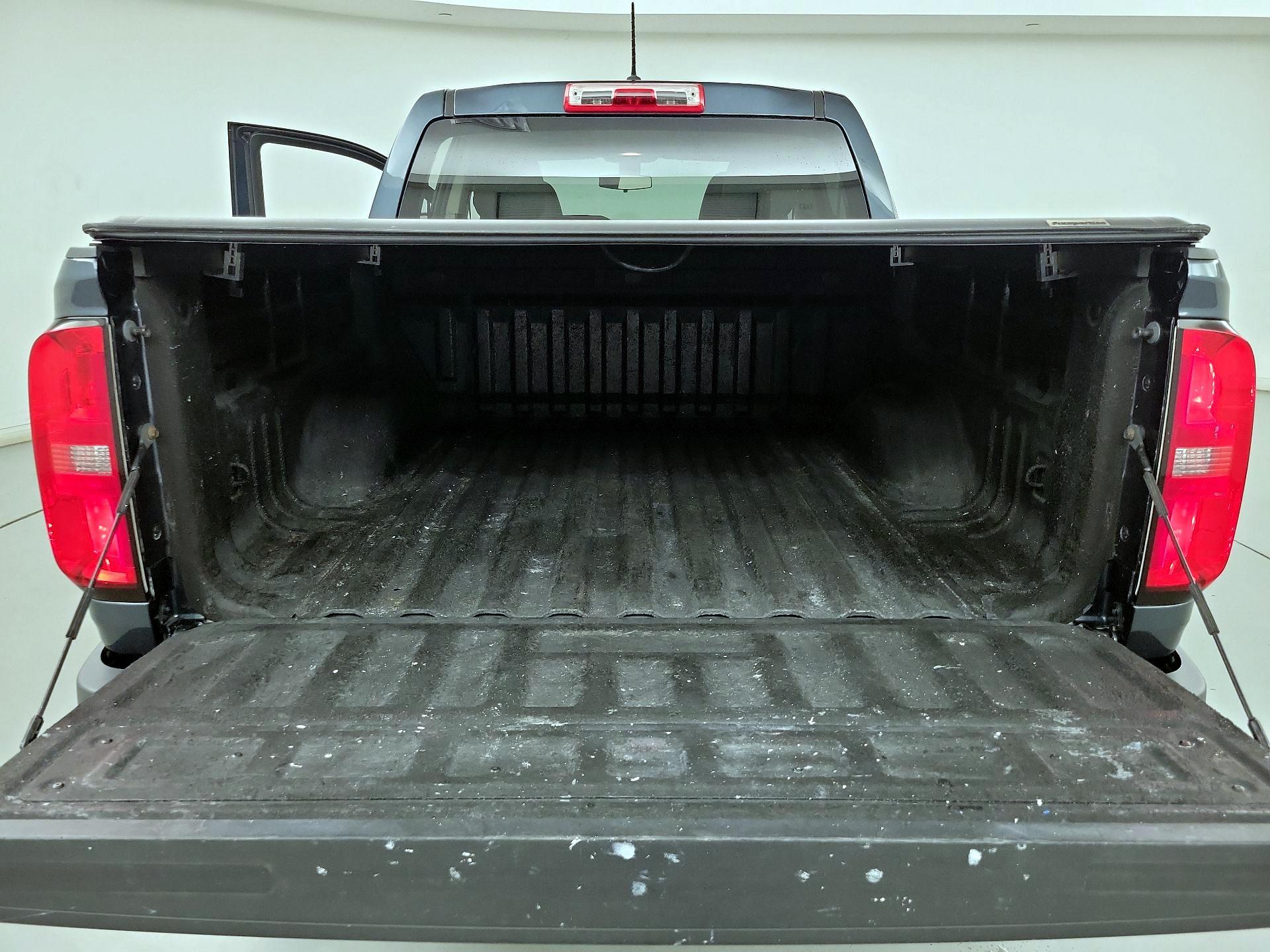 Thumbnail: 2019 Chevrolet Colorado - 20