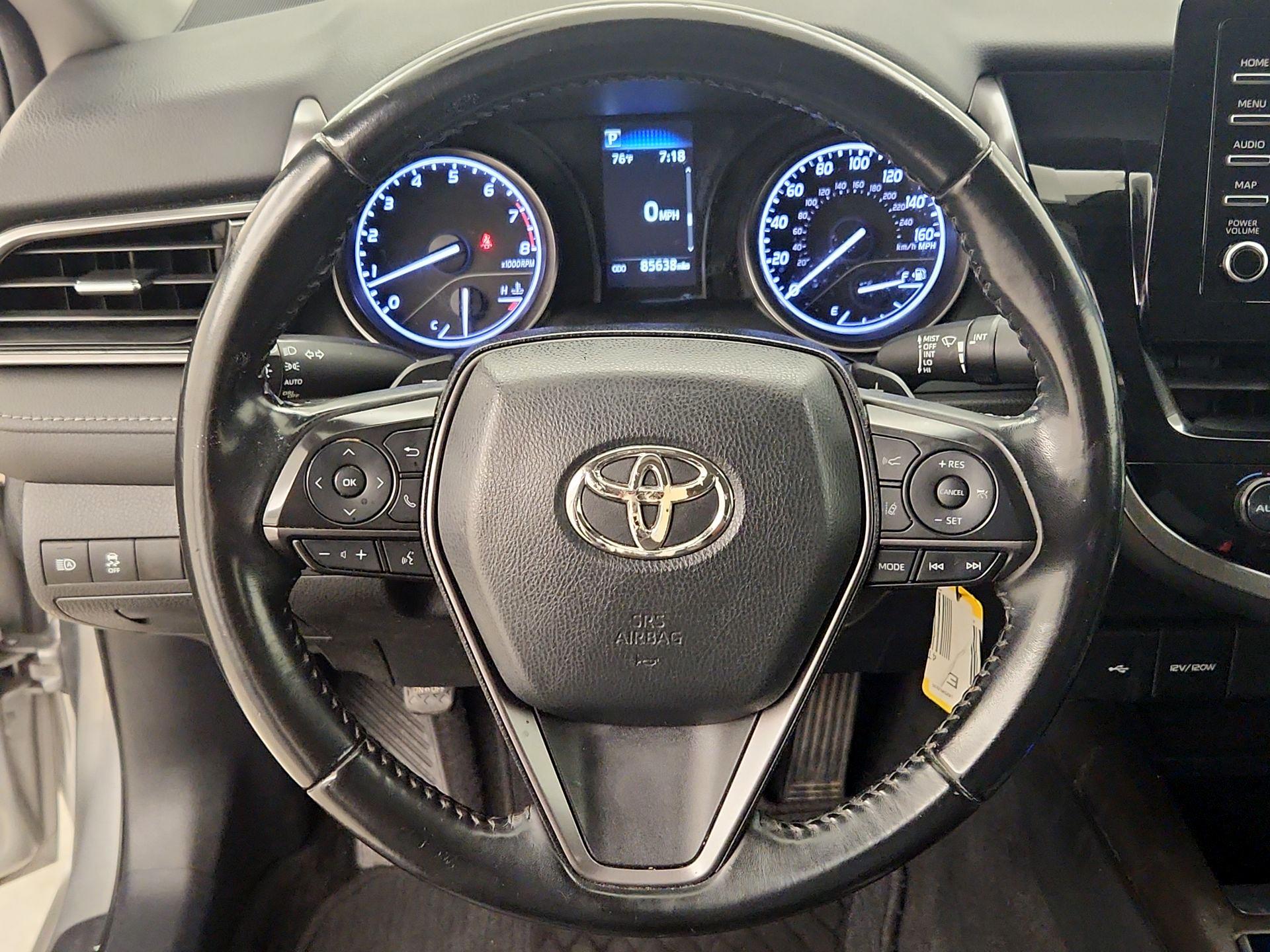 Thumbnail: 2021 Toyota Camry - 10