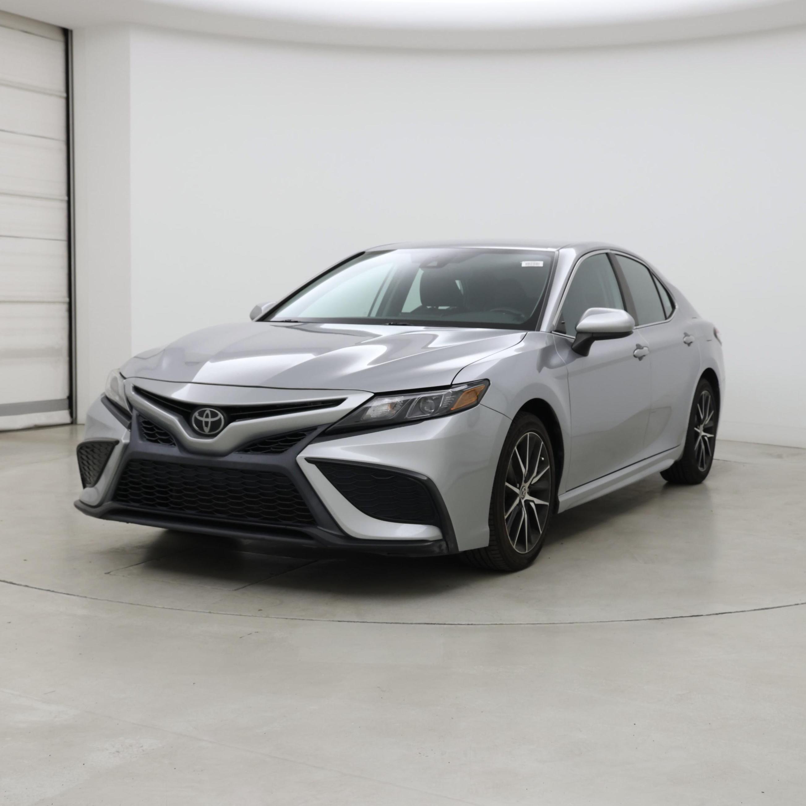 Thumbnail: 2021 Toyota Camry - 4