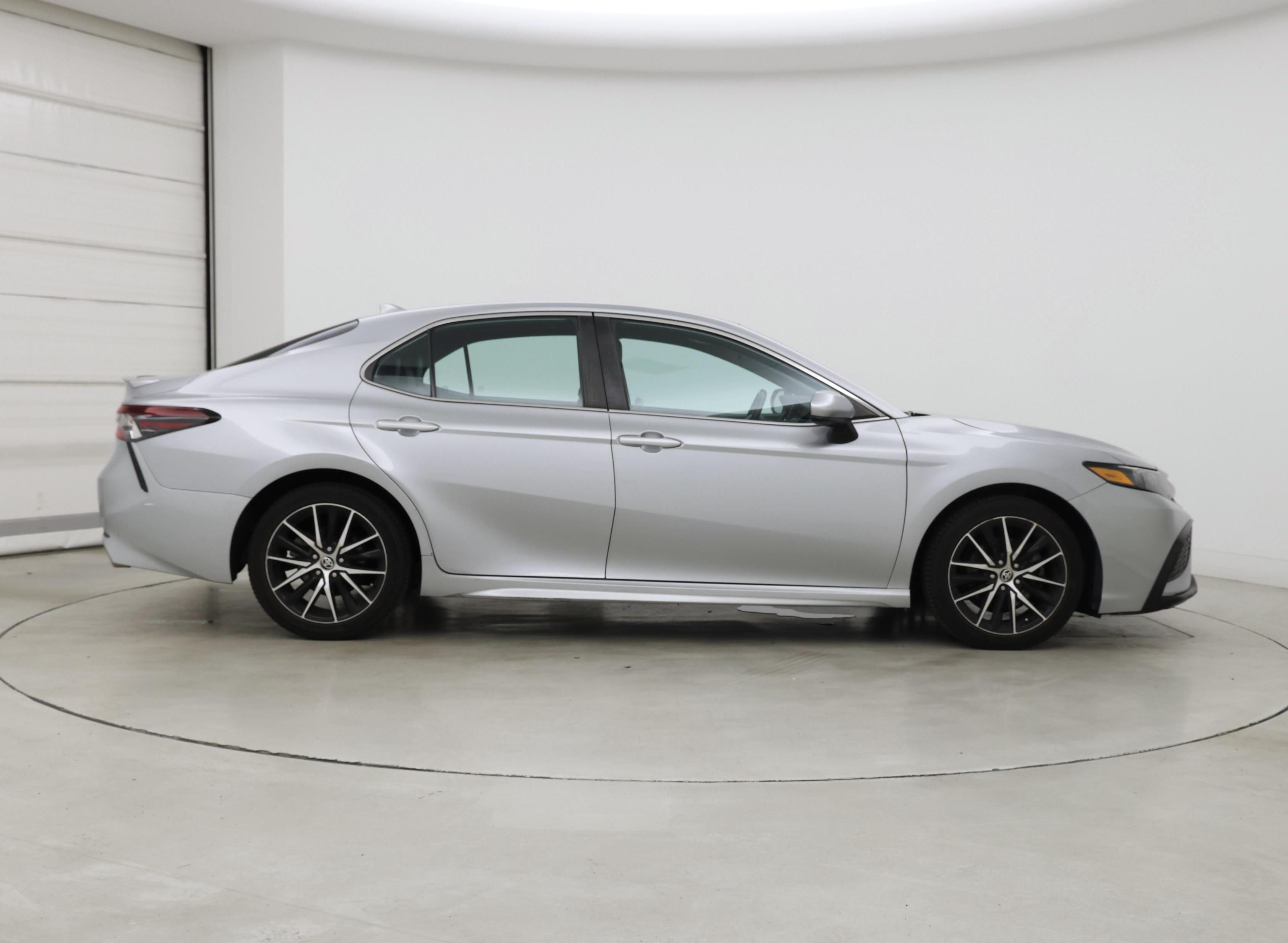 Thumbnail: 2021 Toyota Camry - 7