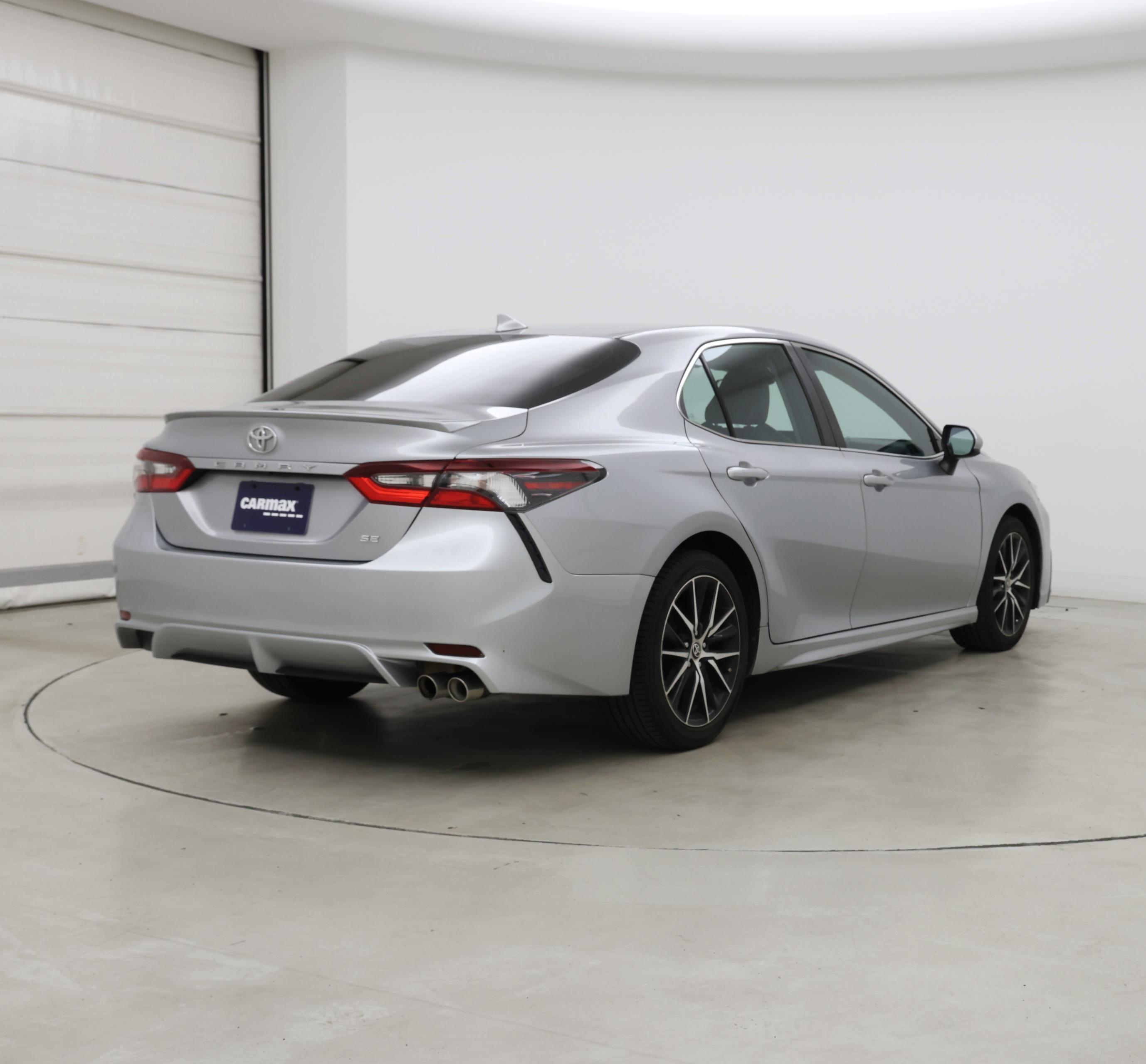 Thumbnail: 2021 Toyota Camry - 8