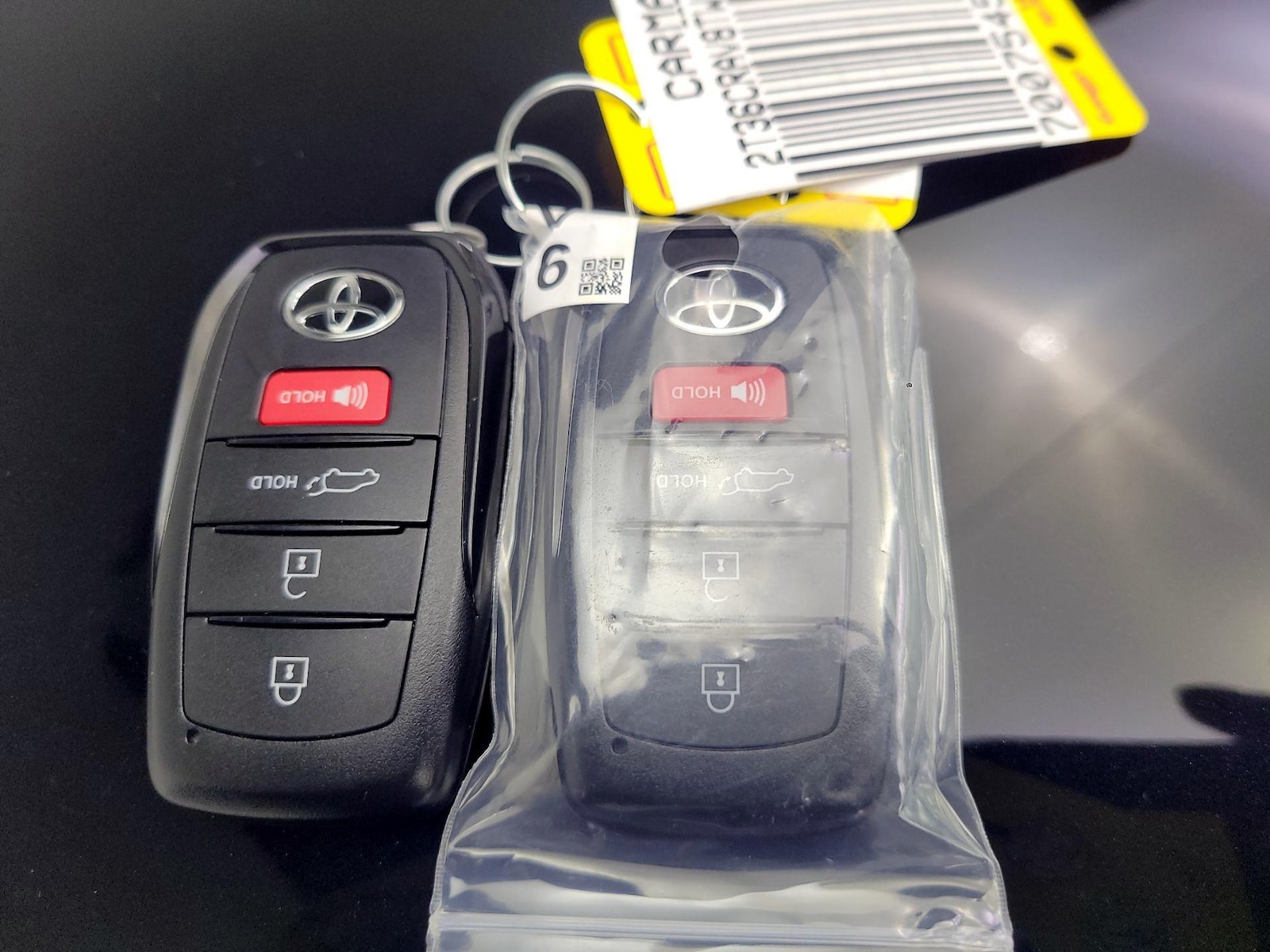 2026 Toyota RAV4 XSE - Photo 24