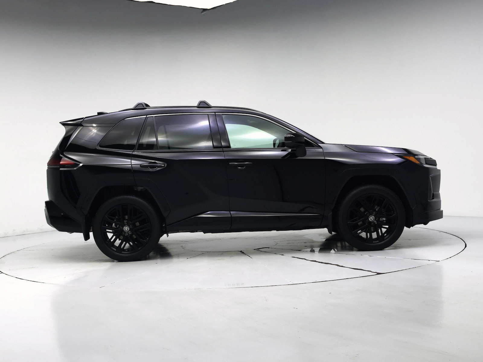 2026 Toyota RAV4 XSE - Photo 8