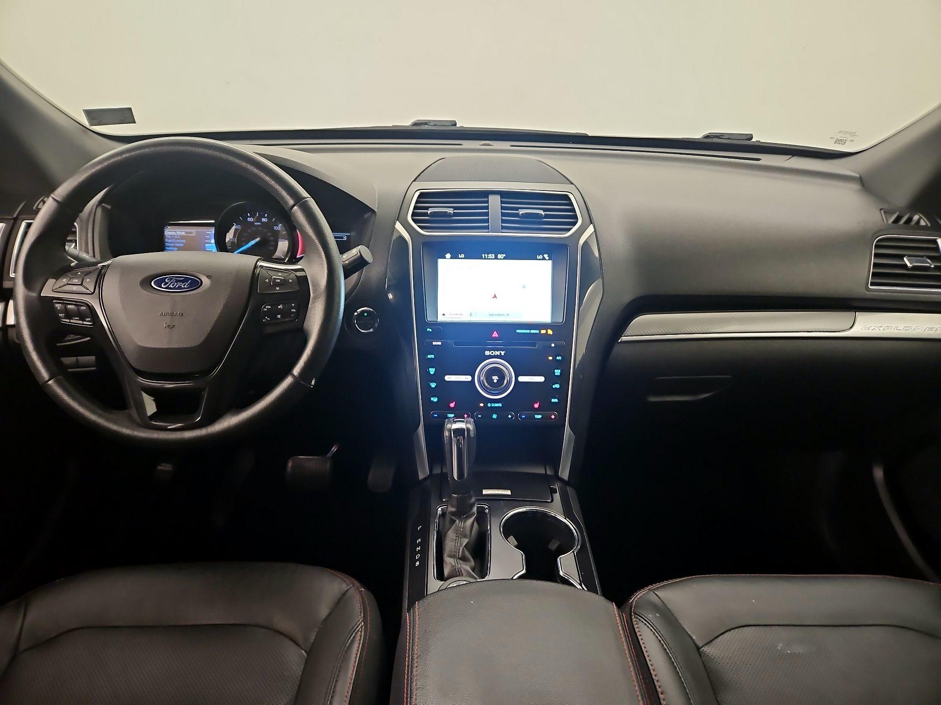 Thumbnail: 2017 Ford Explorer - 9