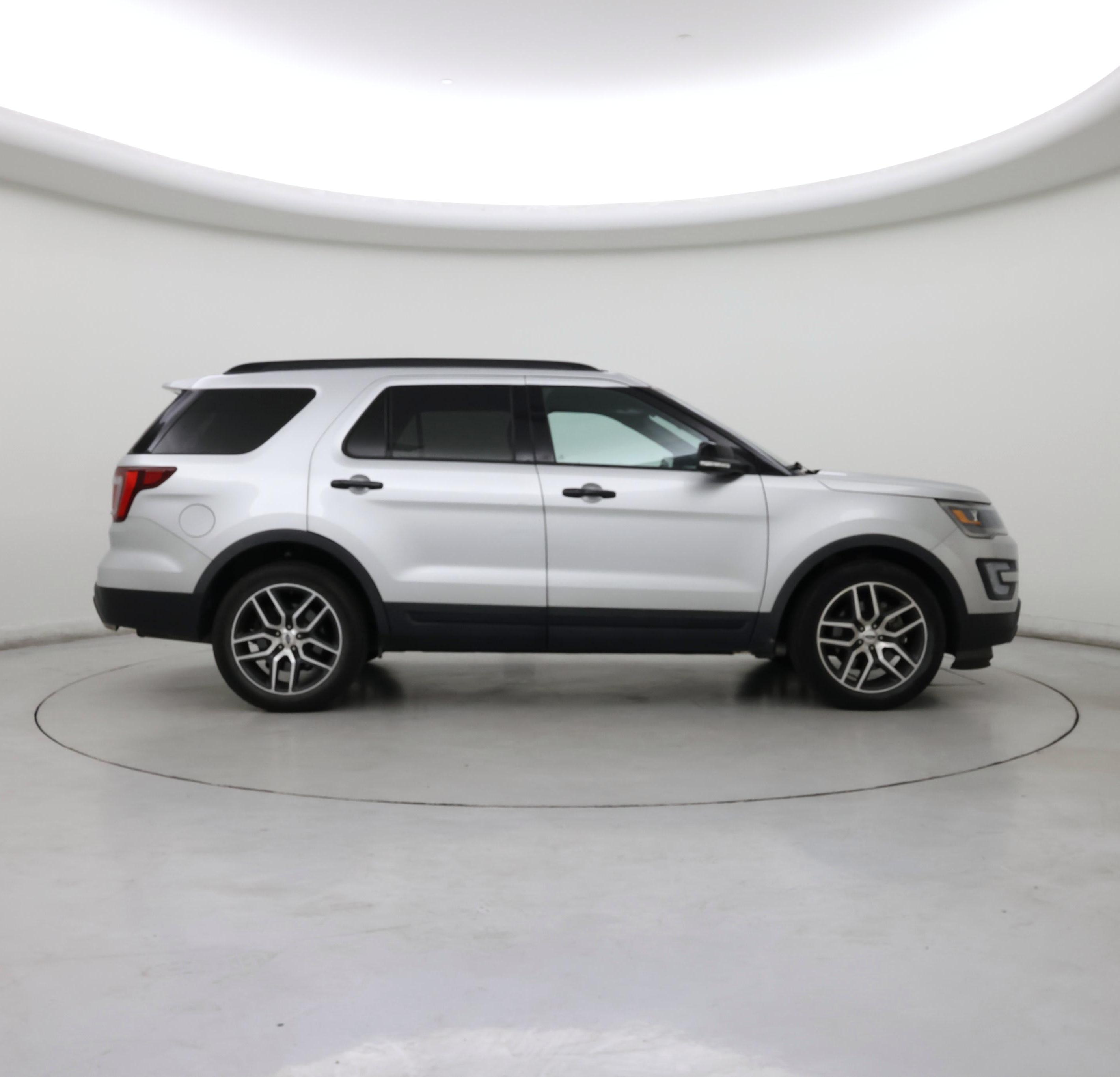 Thumbnail: 2017 Ford Explorer - 7