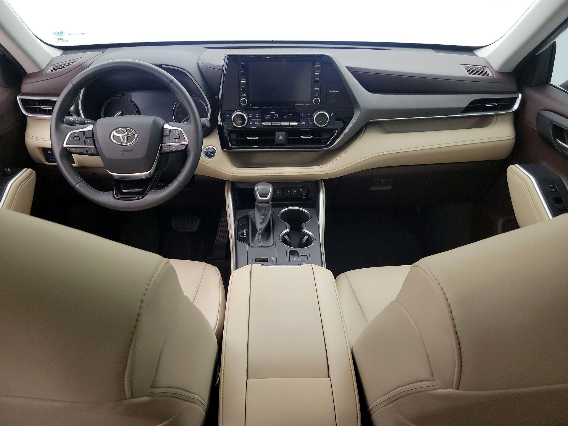 Thumbnail: 2021 Toyota Highlander - 9