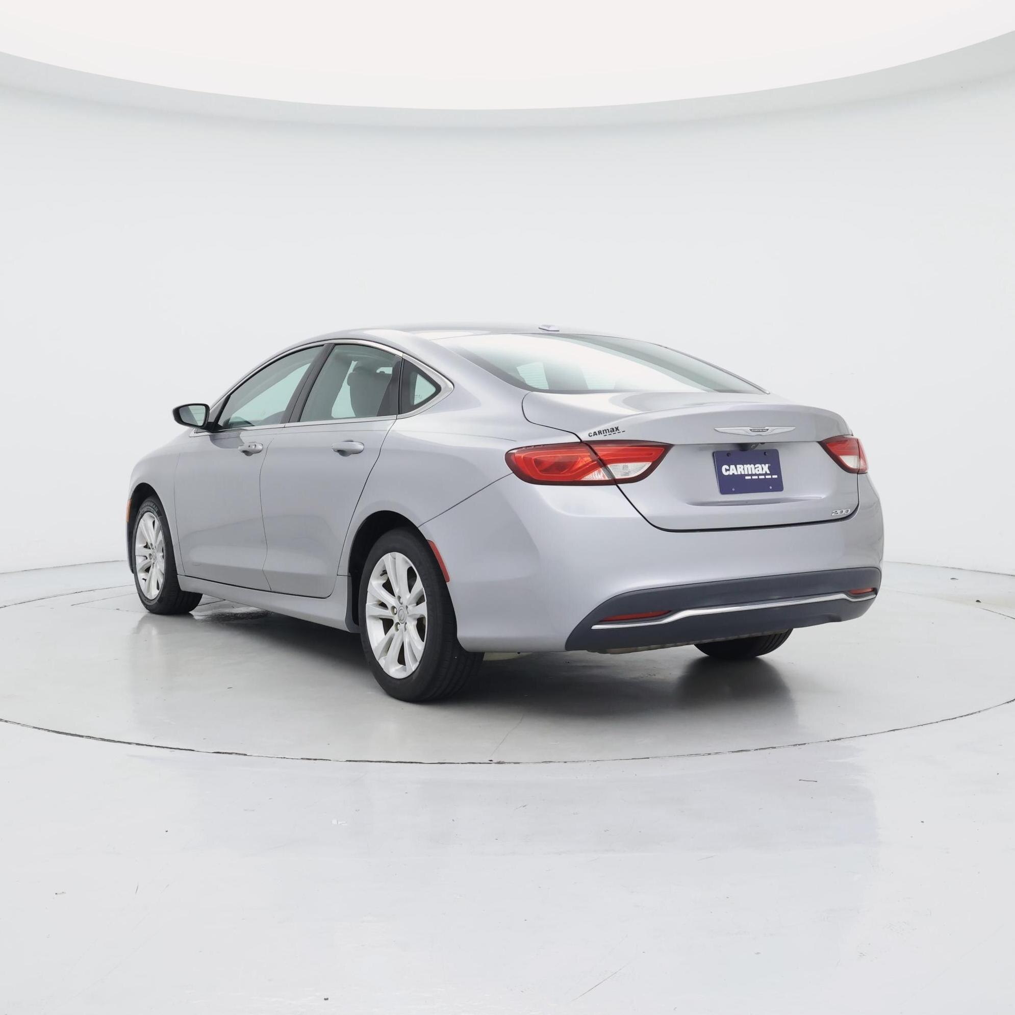 Thumbnail: 2016 Chrysler 200 - 2