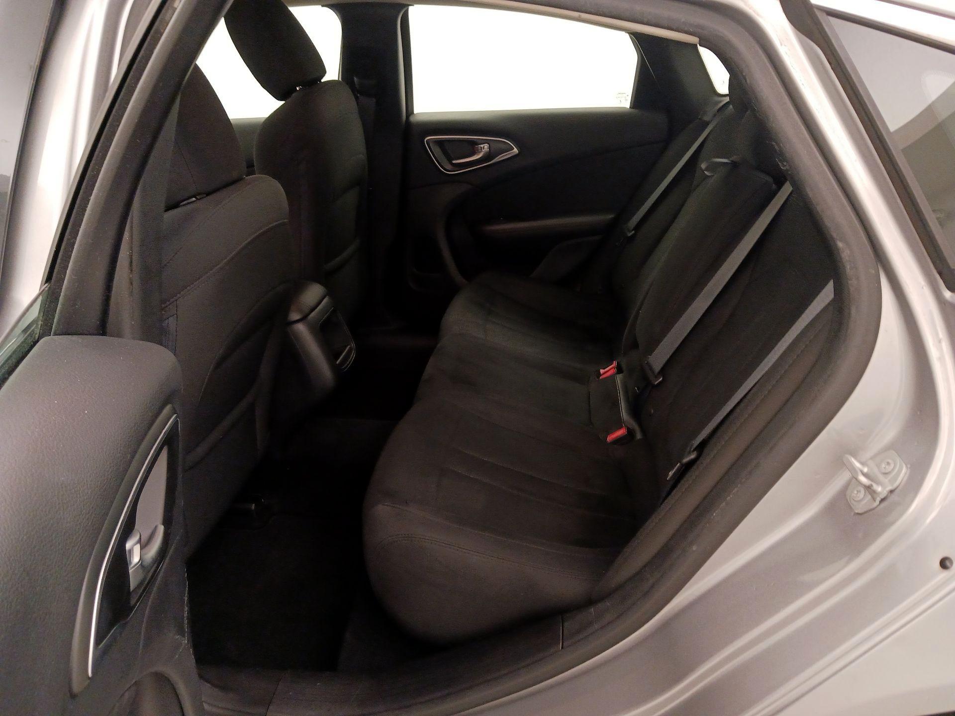 Thumbnail: 2016 Chrysler 200 - 20