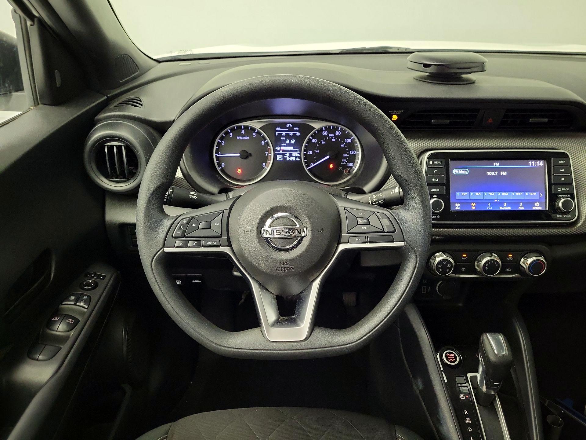 Thumbnail: 2020 Nissan Kicks - 10