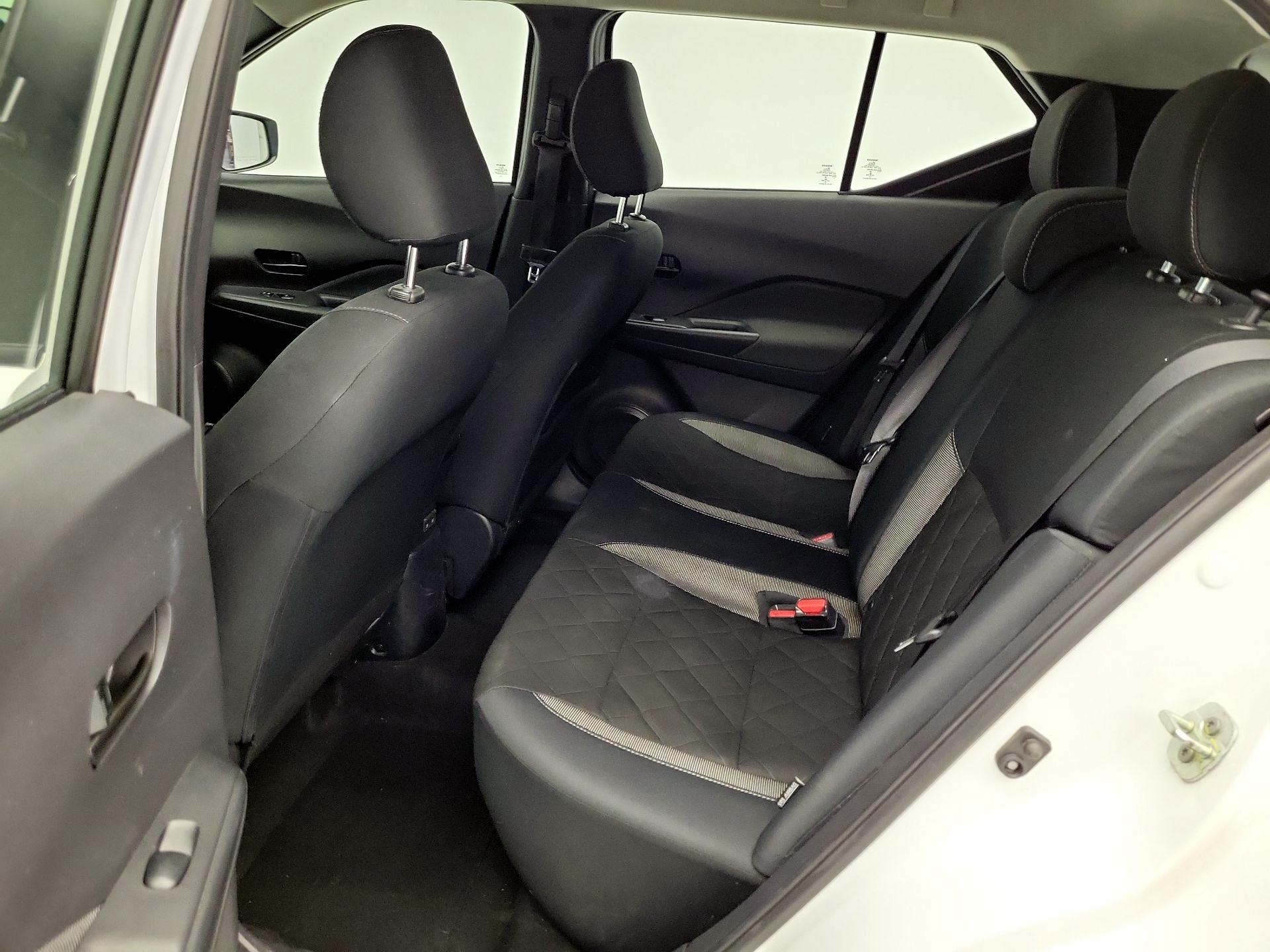 Thumbnail: 2020 Nissan Kicks - 19