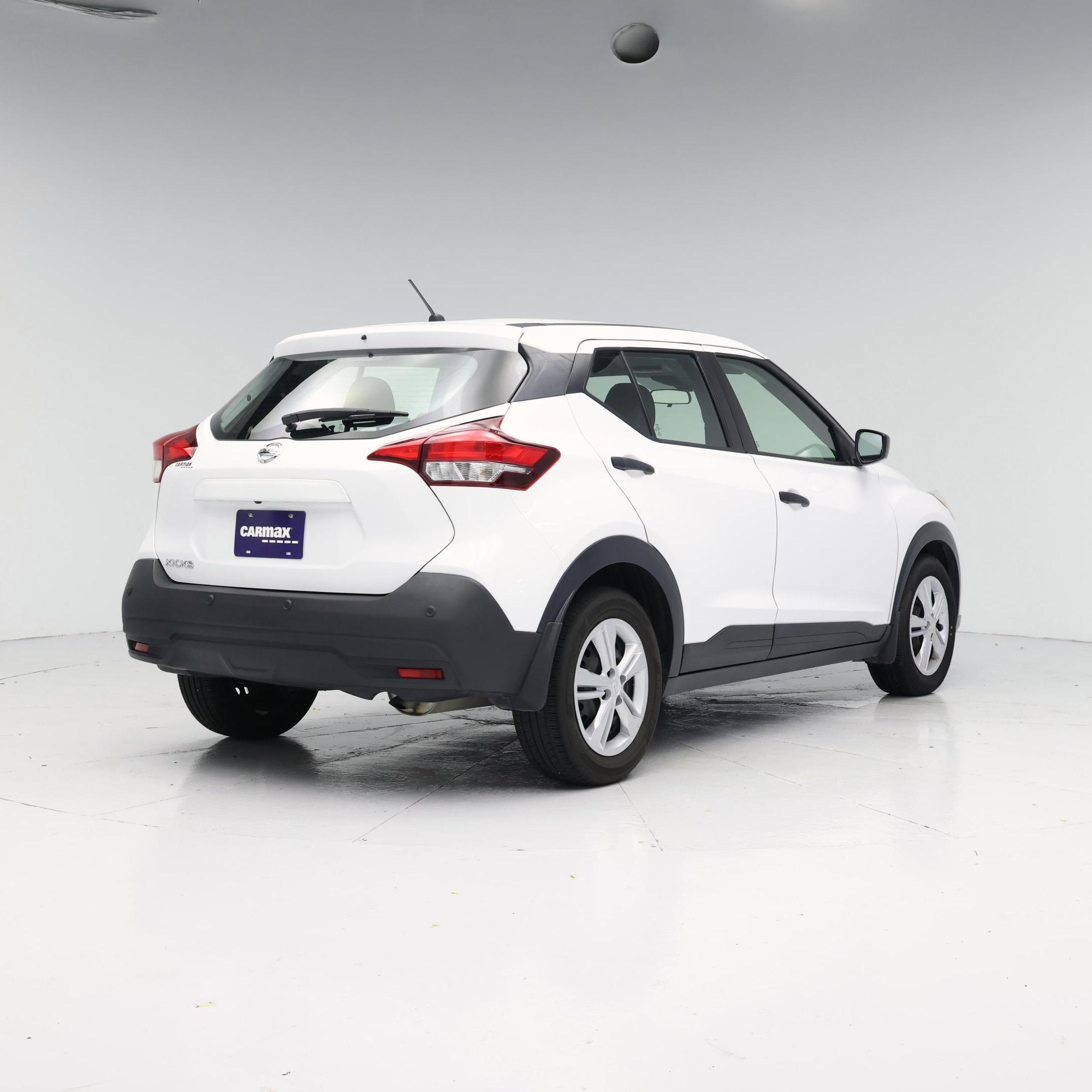 Thumbnail: 2020 Nissan Kicks - 8