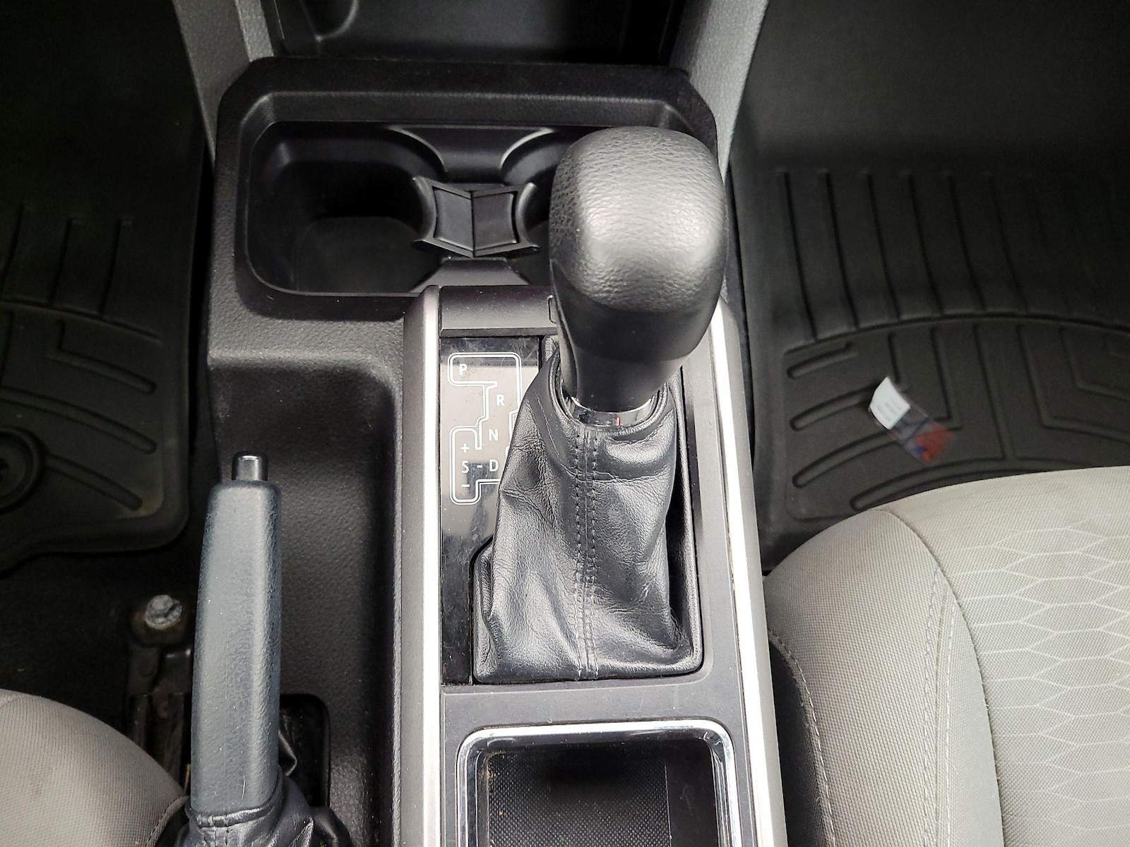 2016 Toyota Tacoma SR5 - Photo 18
