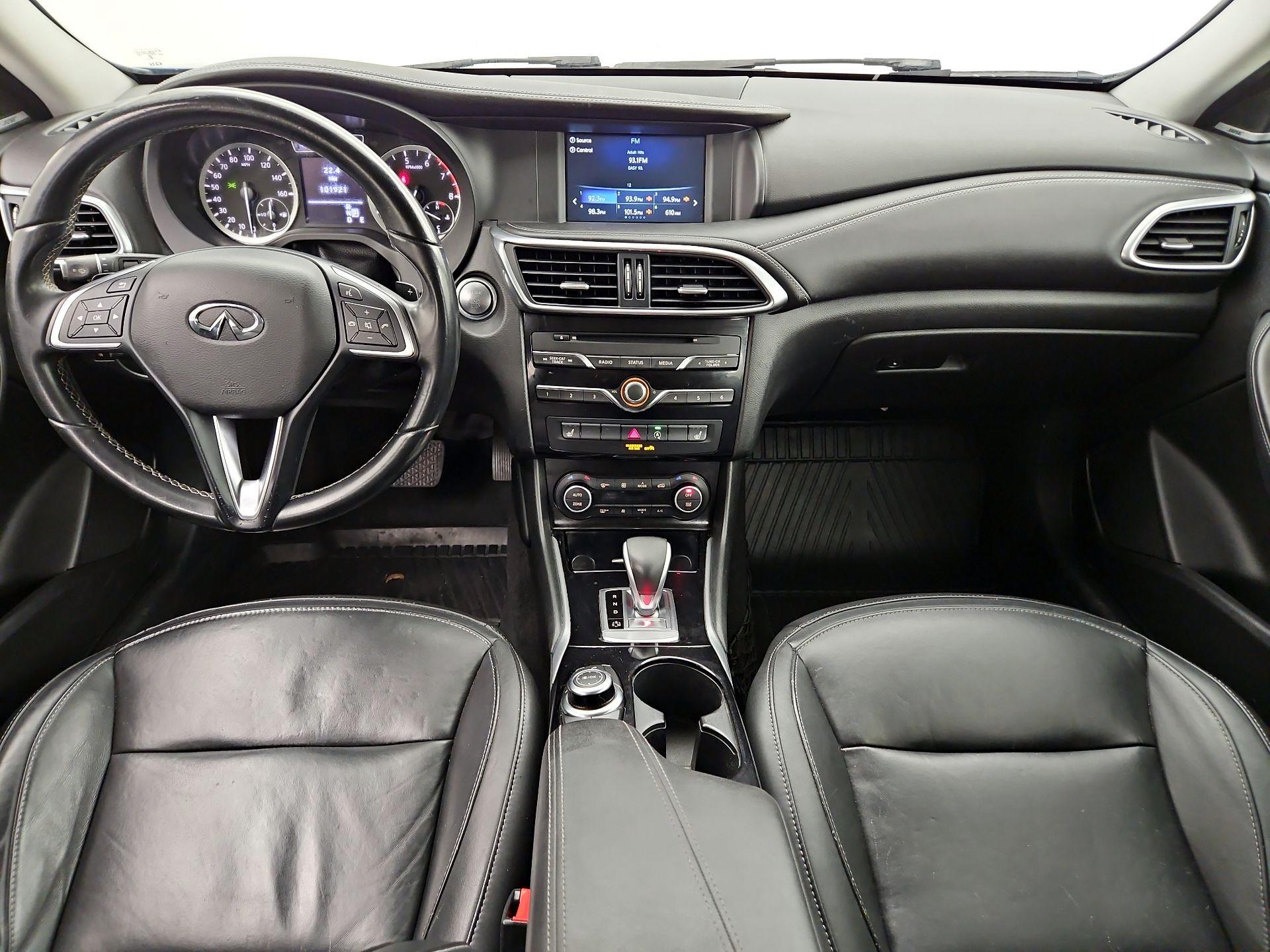 Thumbnail: 2018 INFINITI QX30 - 9