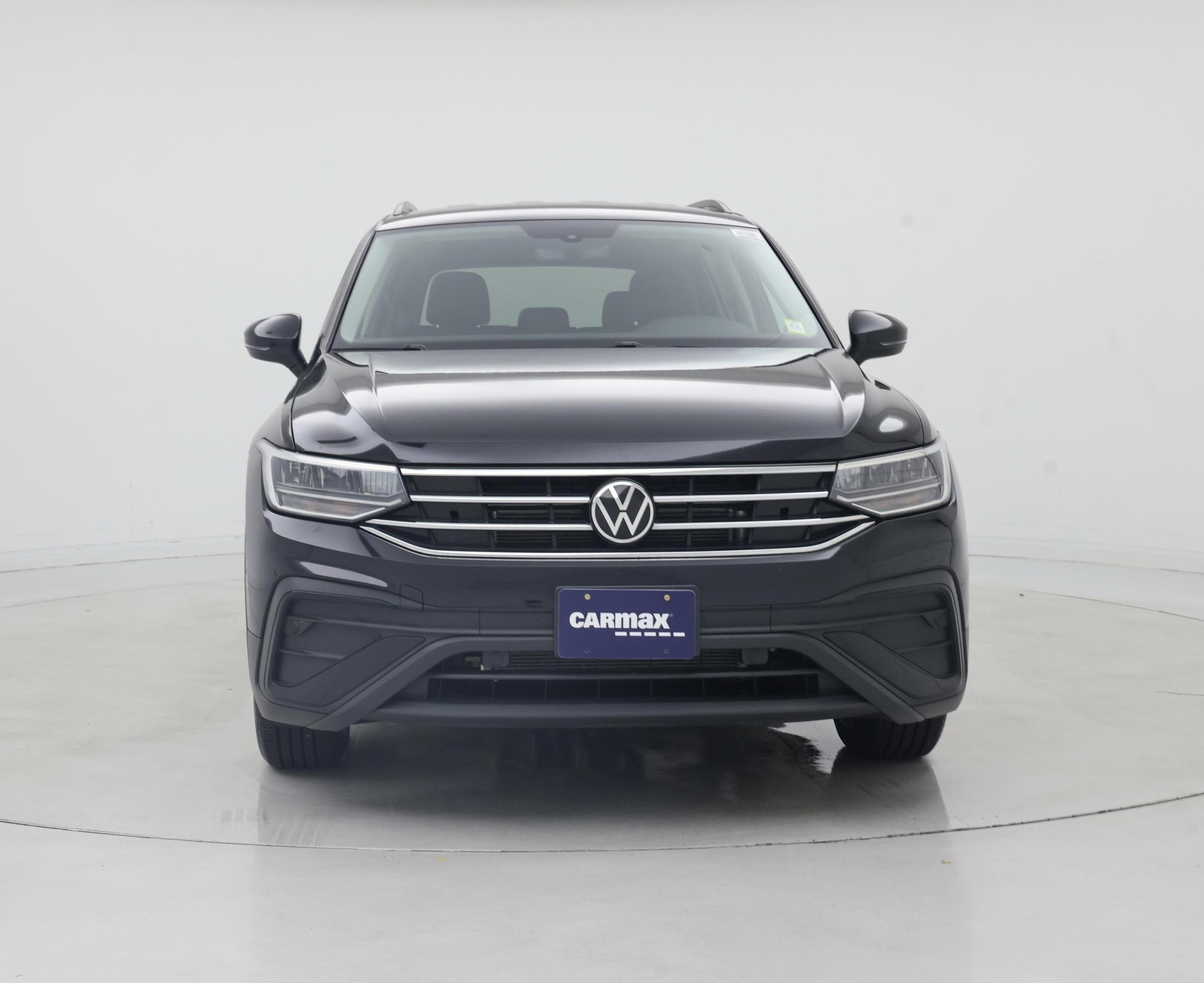 Thumbnail: 2023 Volkswagen Tiguan - 5