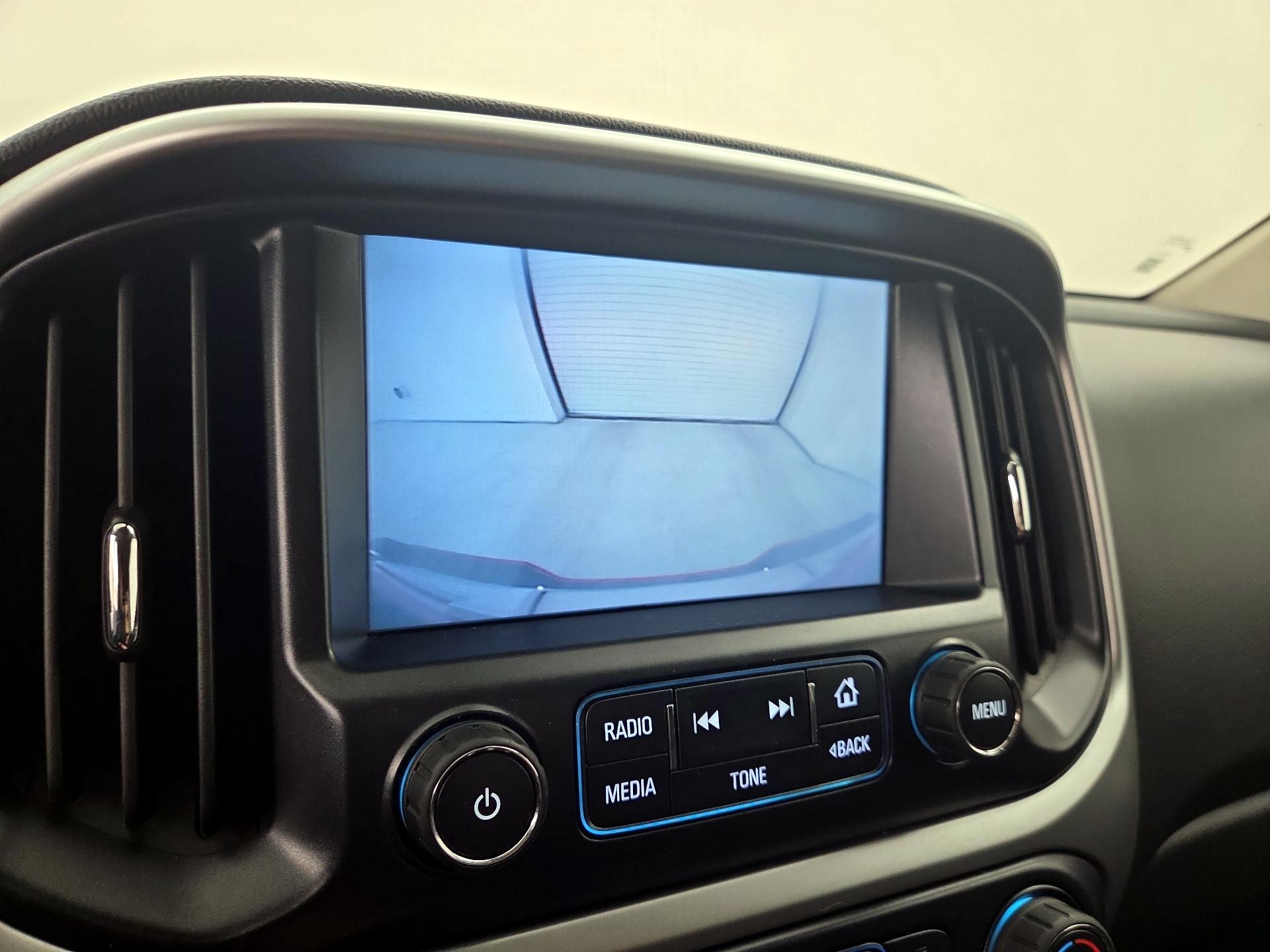 Thumbnail: 2016 Chevrolet Colorado - 15