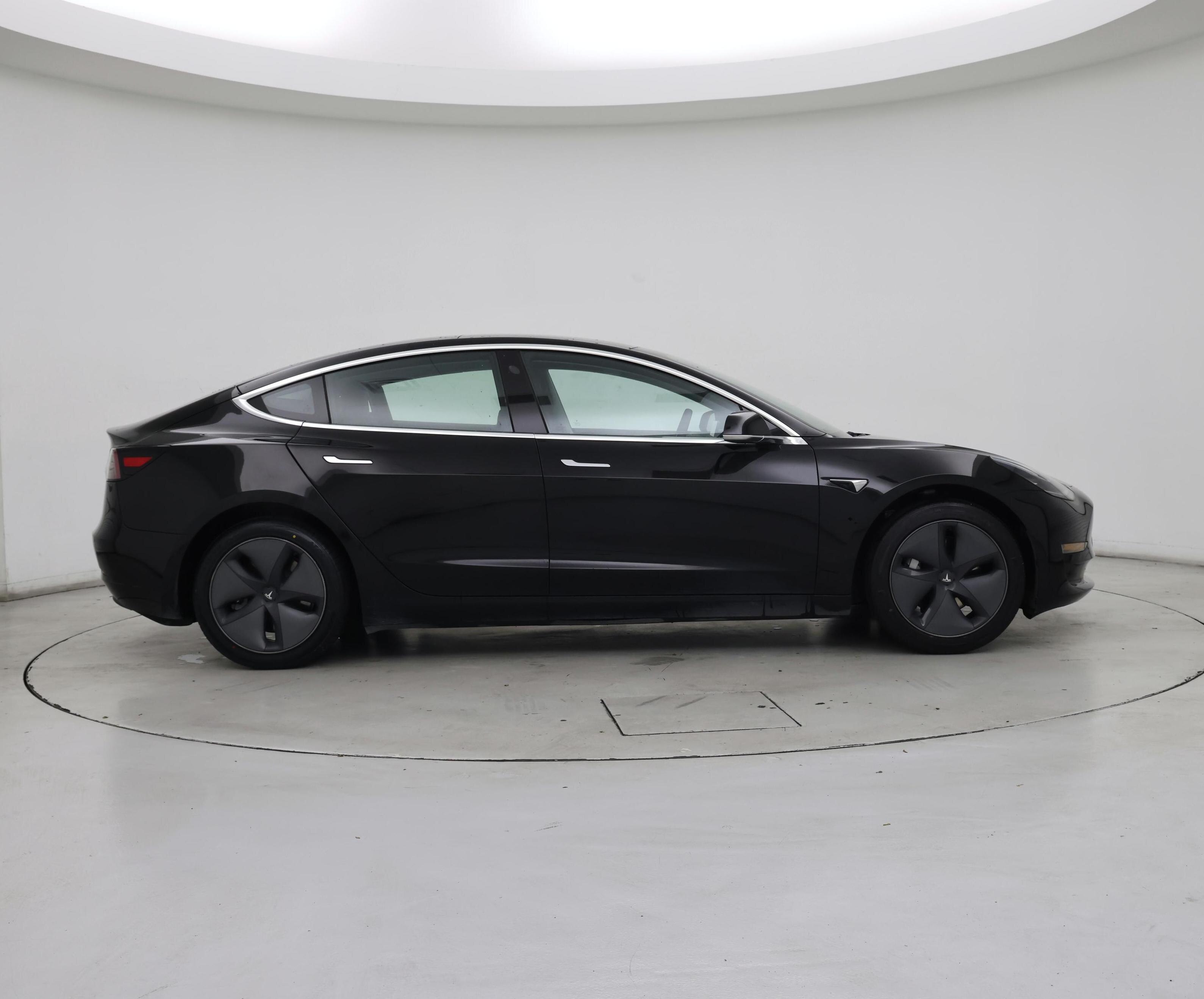 Thumbnail: 2019 Tesla Model 3 - 7