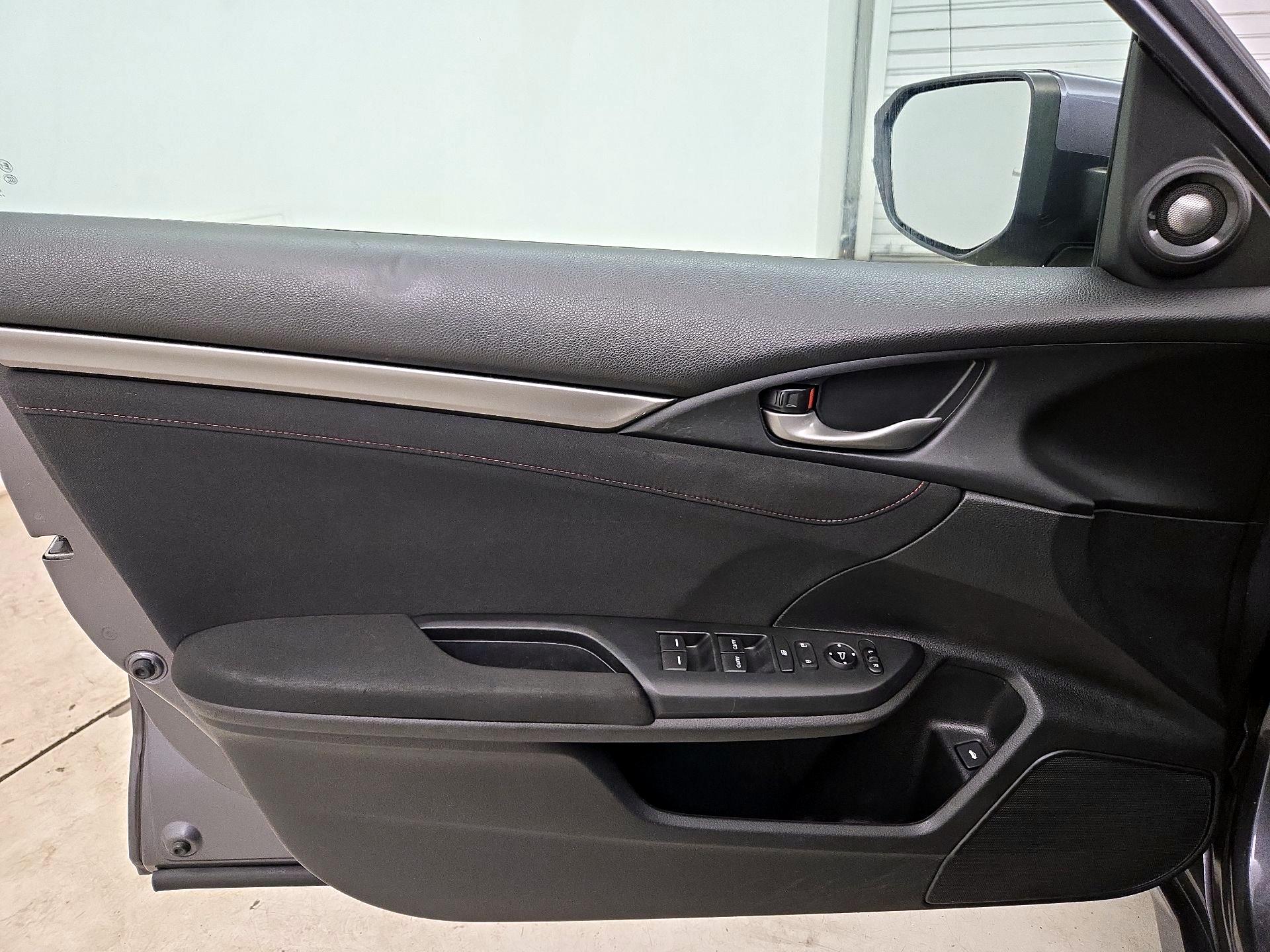 Thumbnail: 2018 Honda Civic - 12