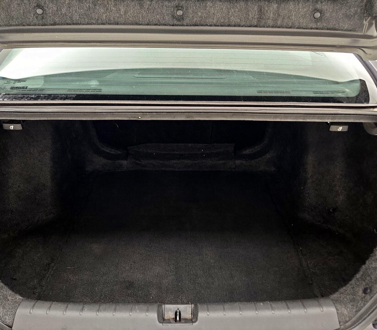 Trunk/Cargo (Seats Up)