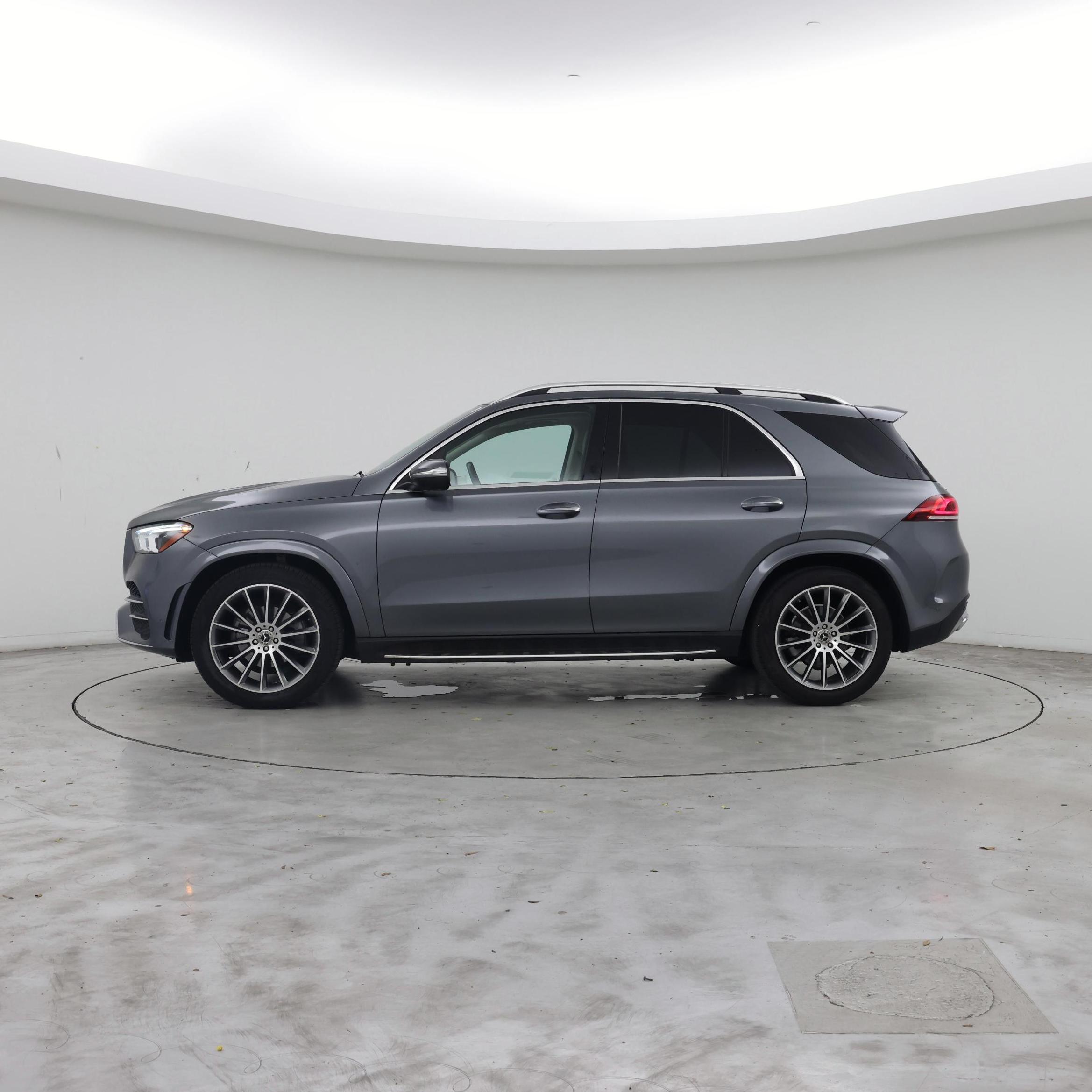 Thumbnail: 2021 Mercedes-Benz GLE - 3