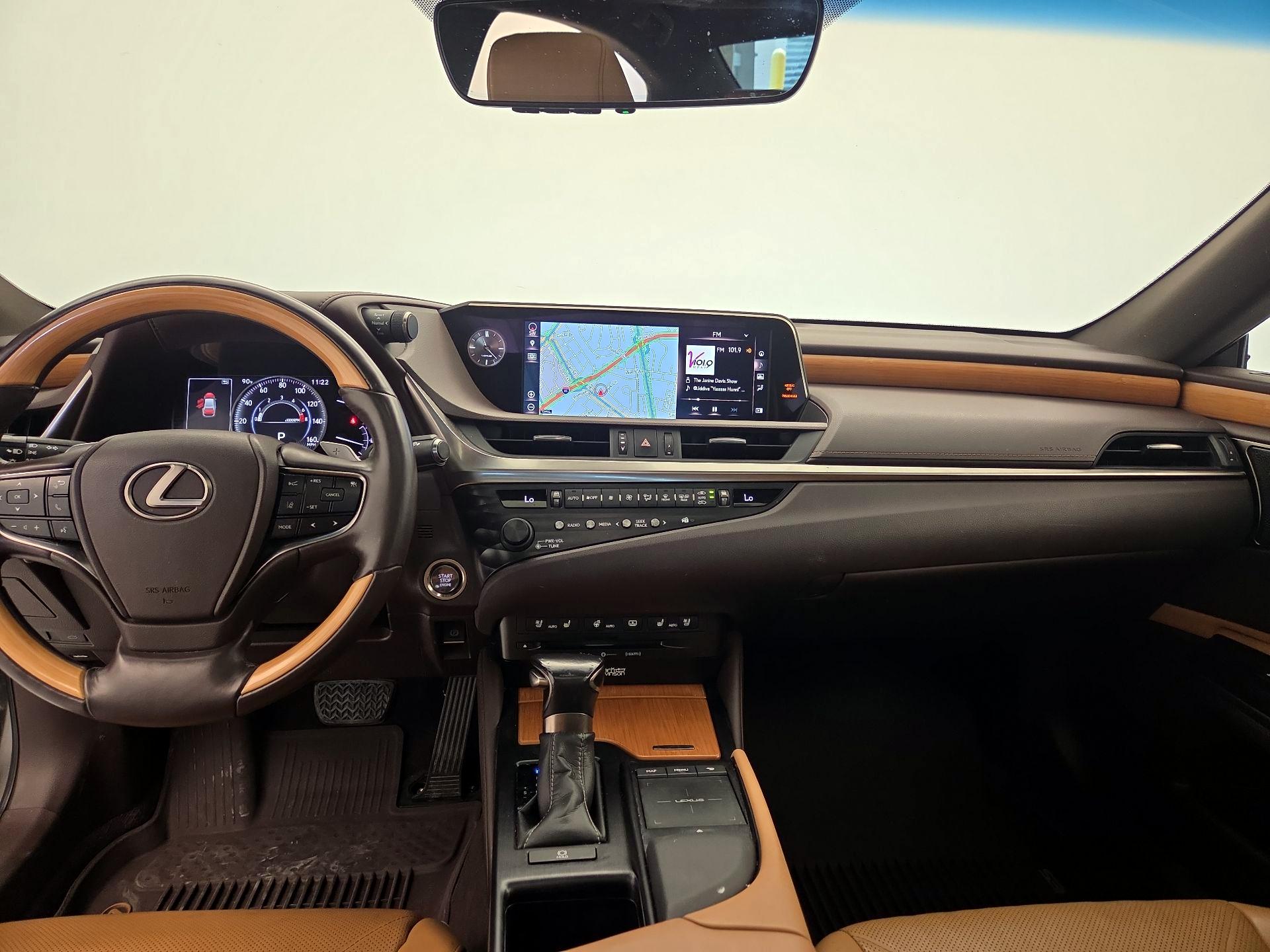 Thumbnail: 2019 Lexus ES - 9