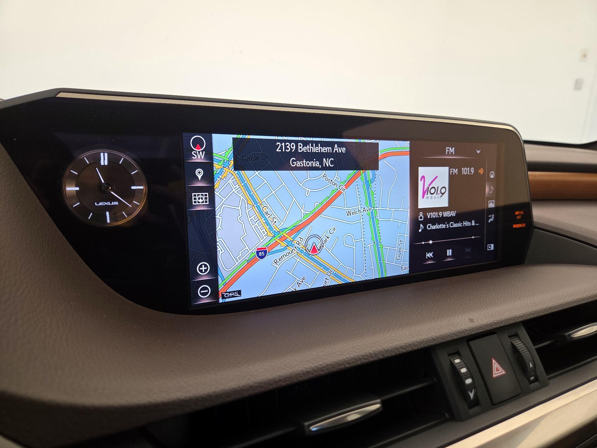 Thumbnail: 2019 Lexus ES - 14
