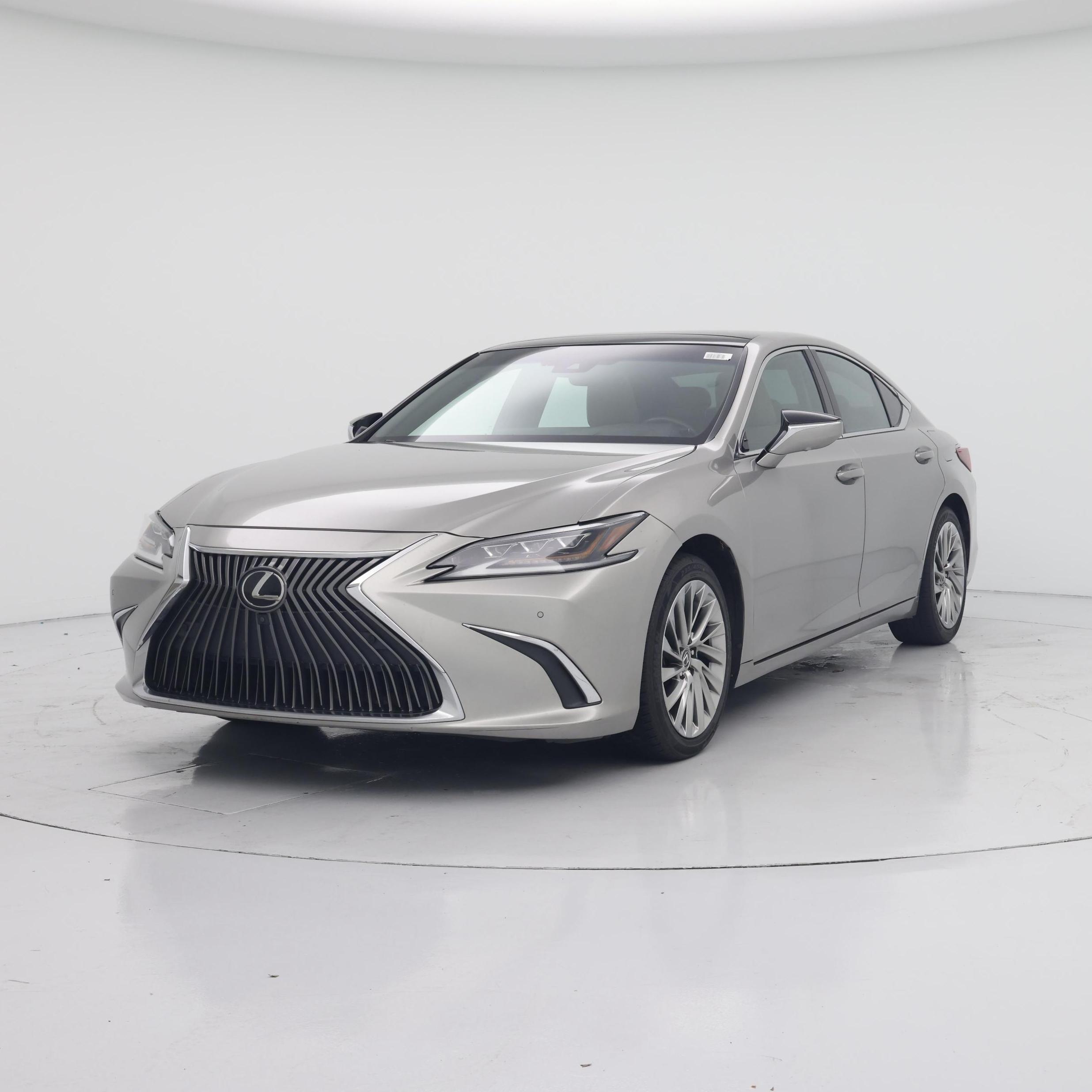 Thumbnail: 2019 Lexus ES - 4