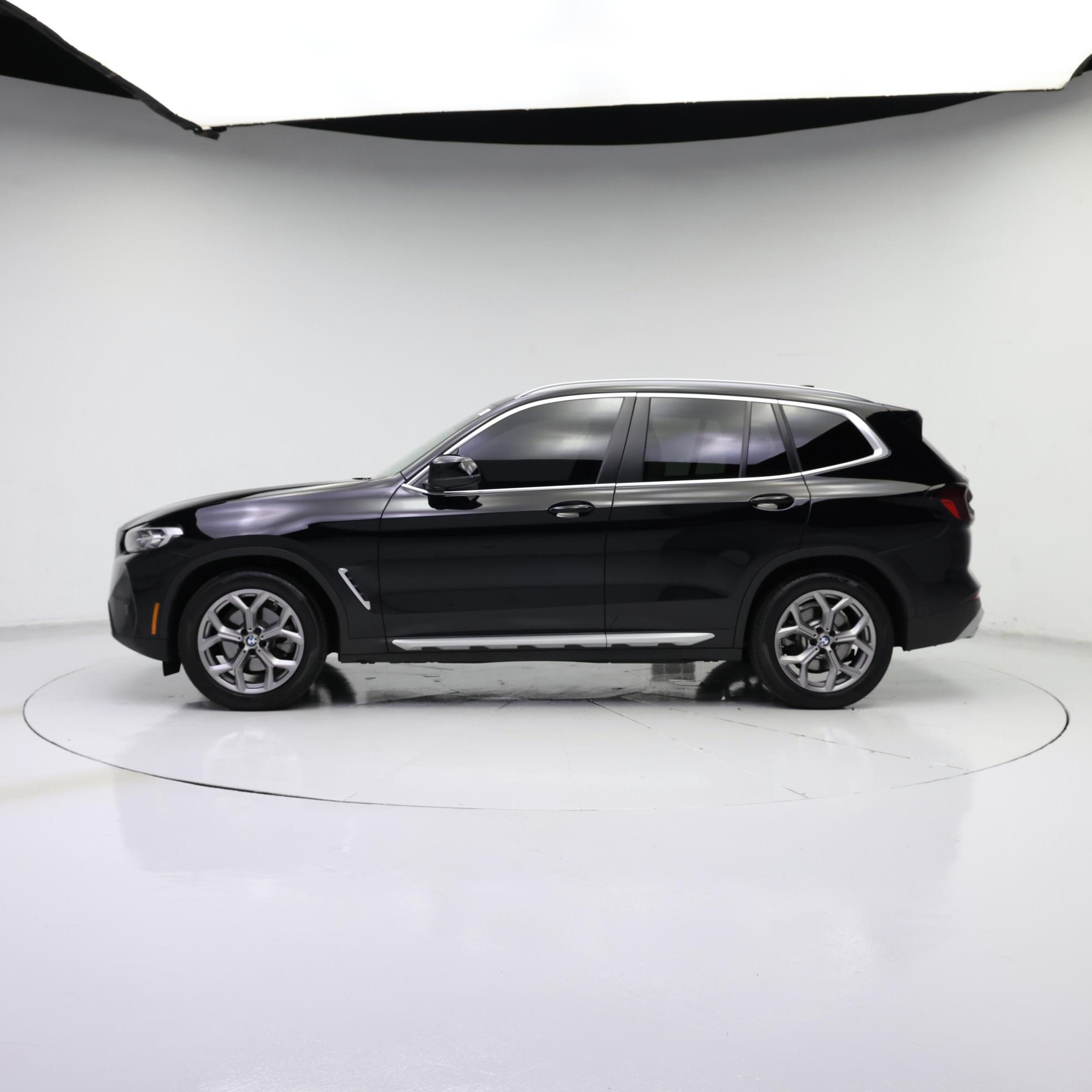 Thumbnail: 2023 BMW X3 - 3