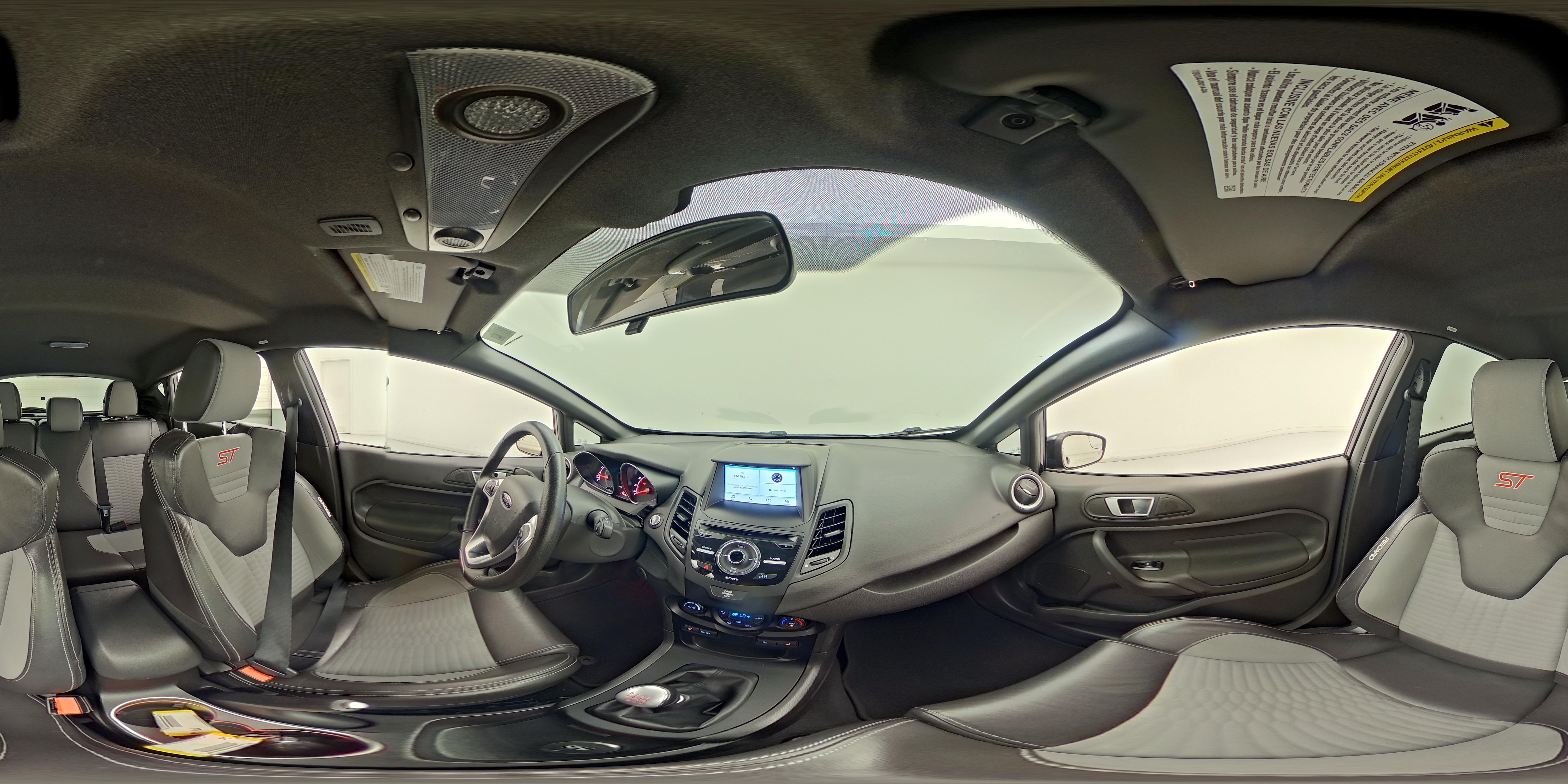 2019 Ford Fiesta ST - Photo 24