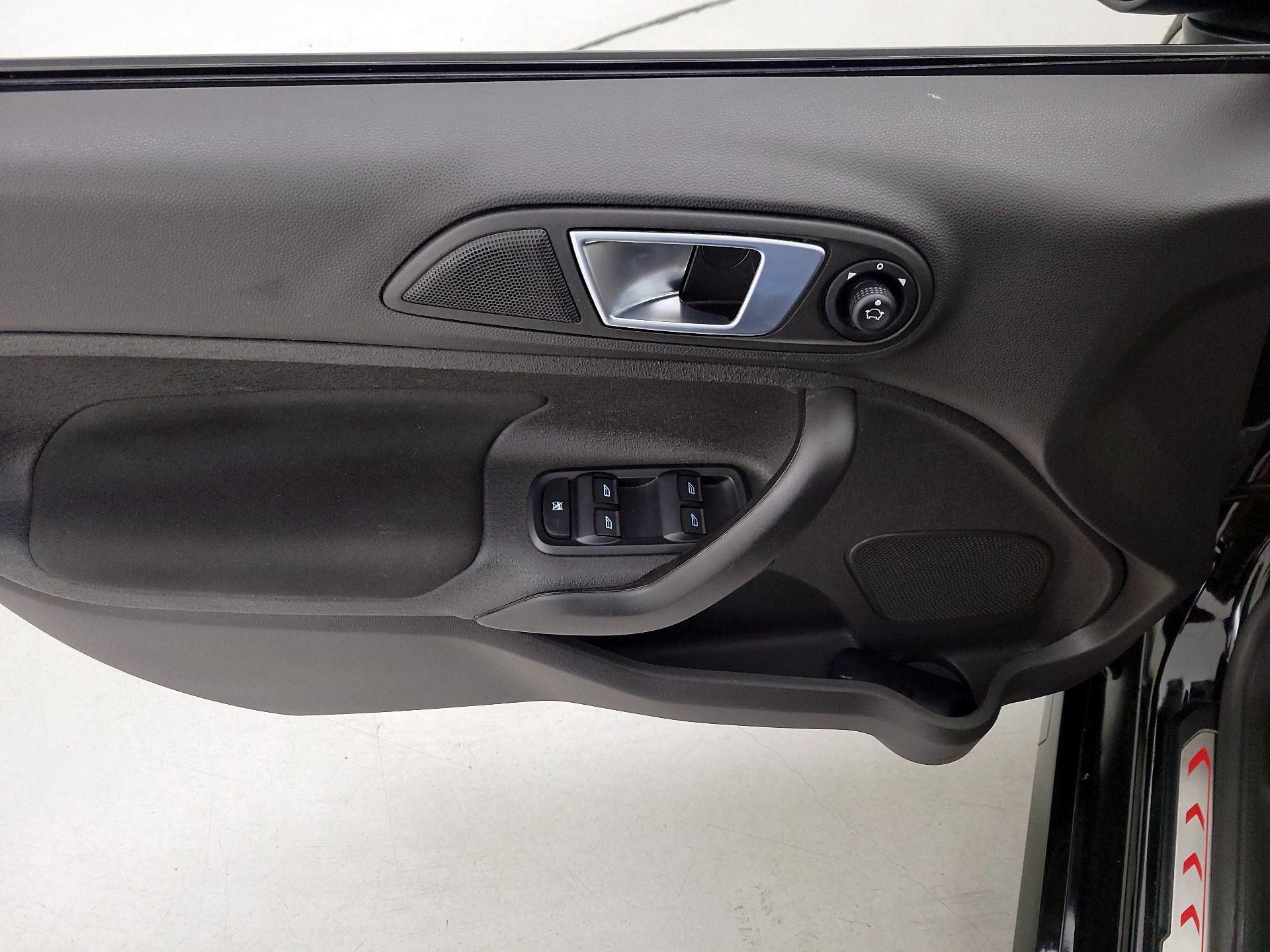 Thumbnail: 2019 Ford Fiesta - 12