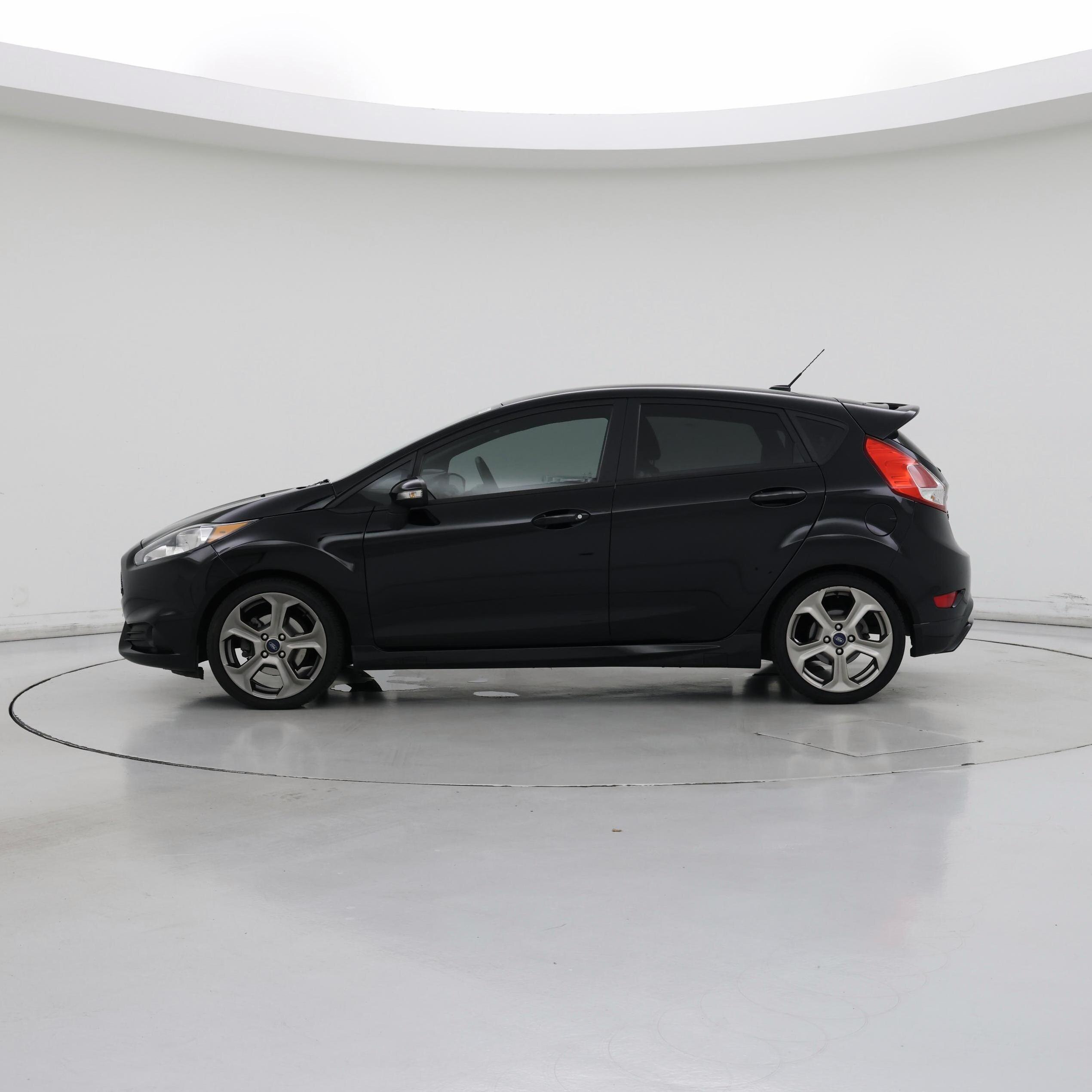 Thumbnail: 2019 Ford Fiesta - 3