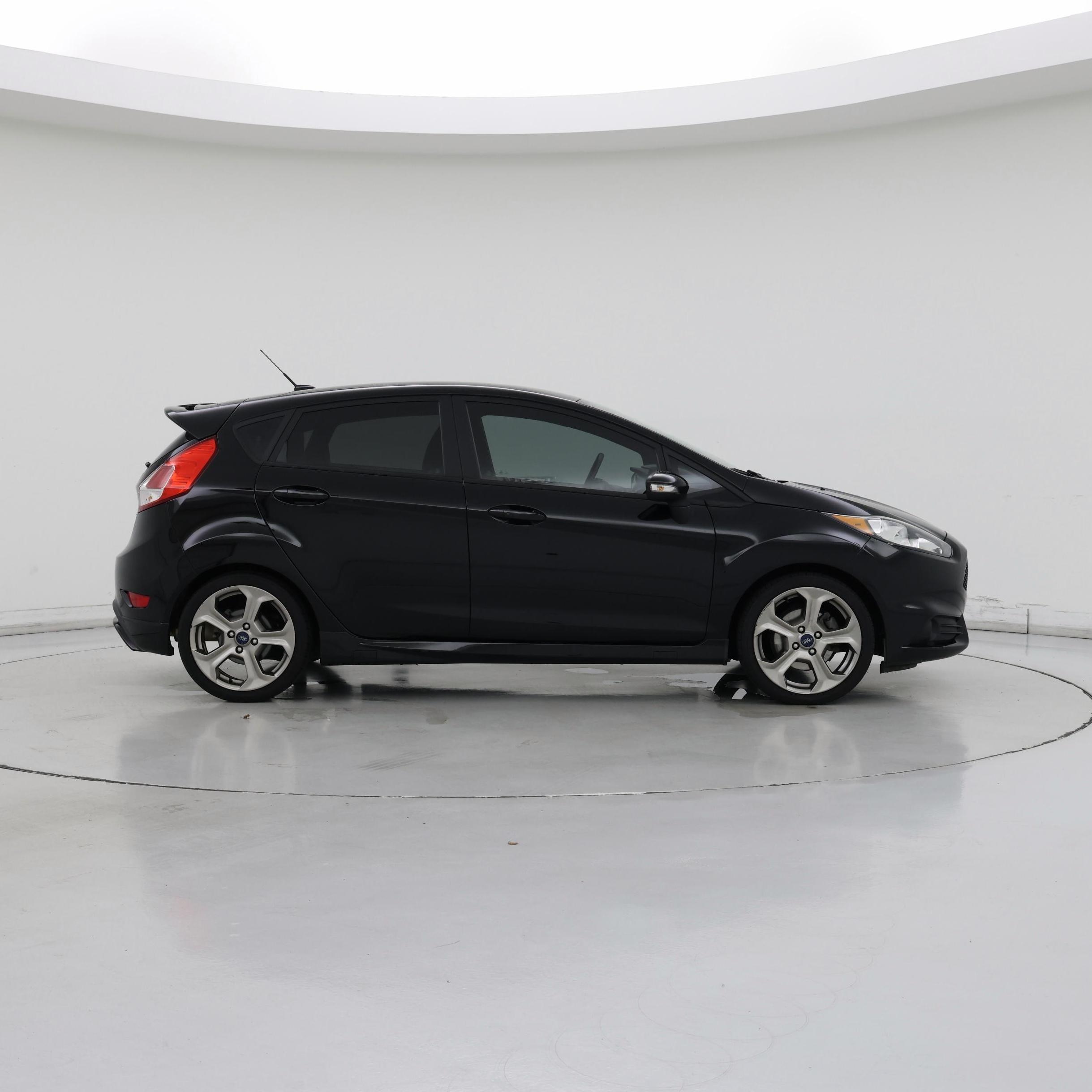 Thumbnail: 2019 Ford Fiesta - 7