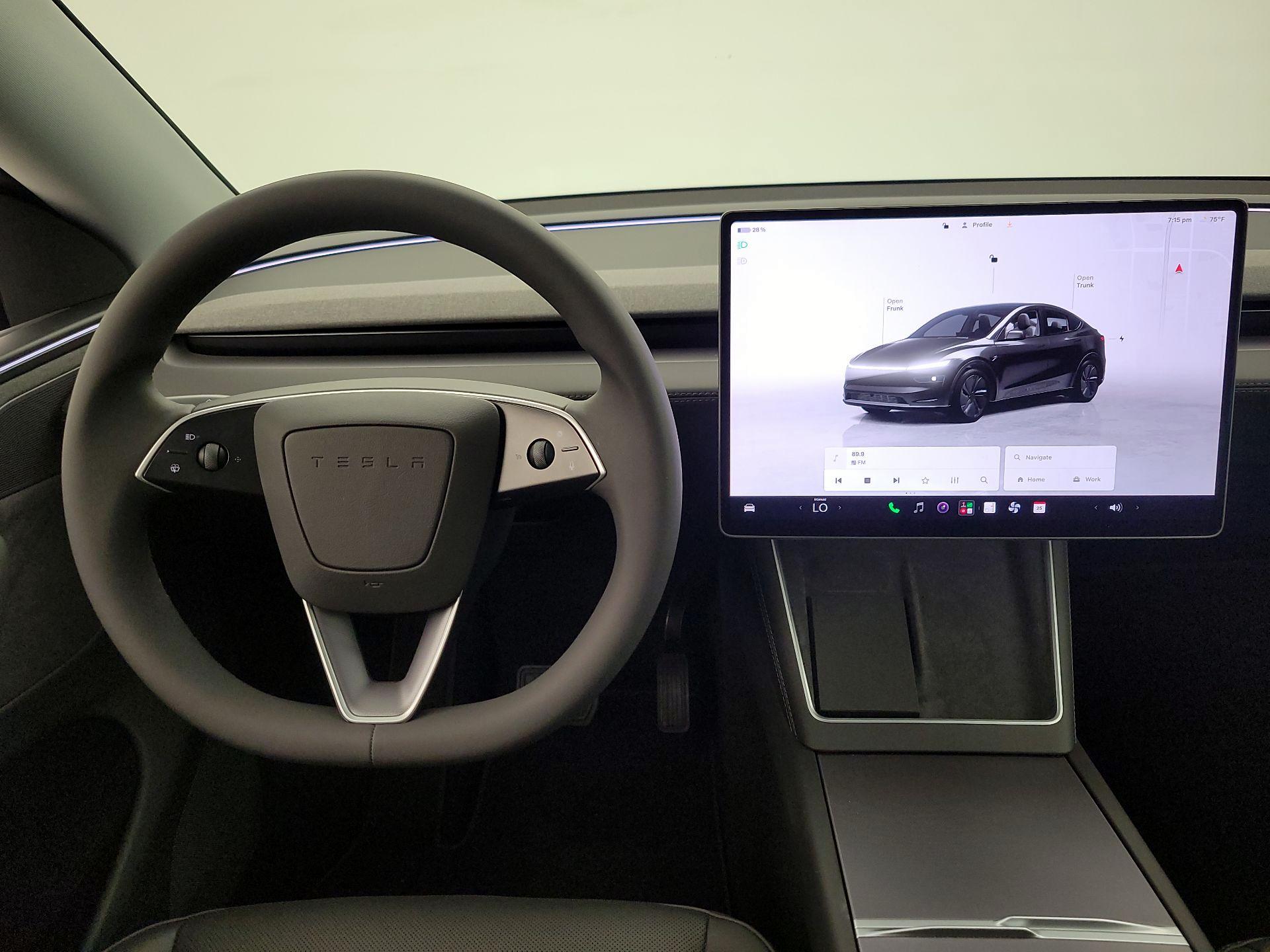 Thumbnail: 2026 Tesla Model Y - 10