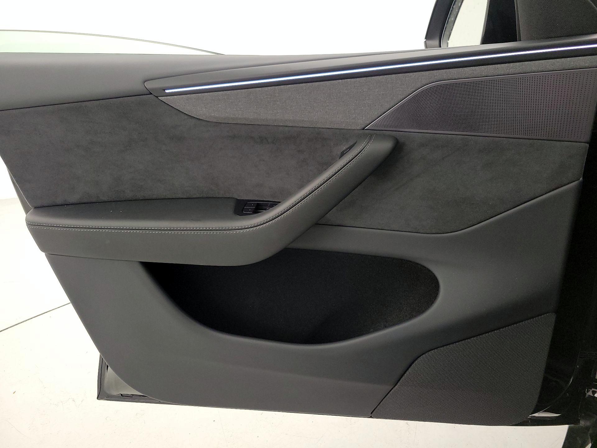 Thumbnail: 2026 Tesla Model Y - 12