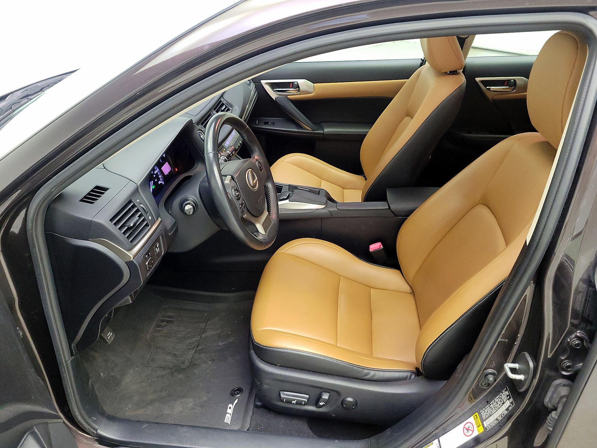 Thumbnail: 2014 Lexus CT - 11