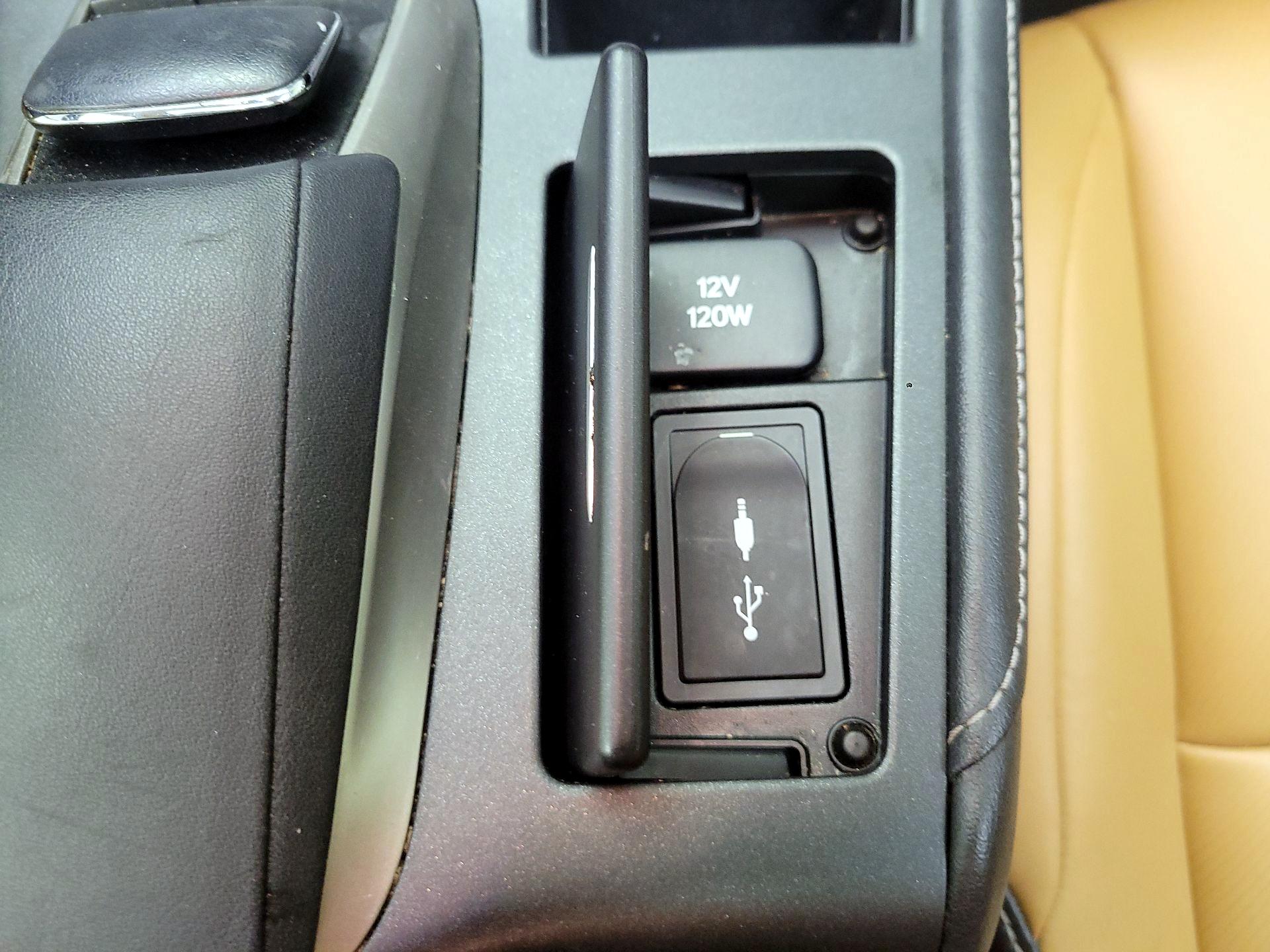Thumbnail: 2014 Lexus CT - 19