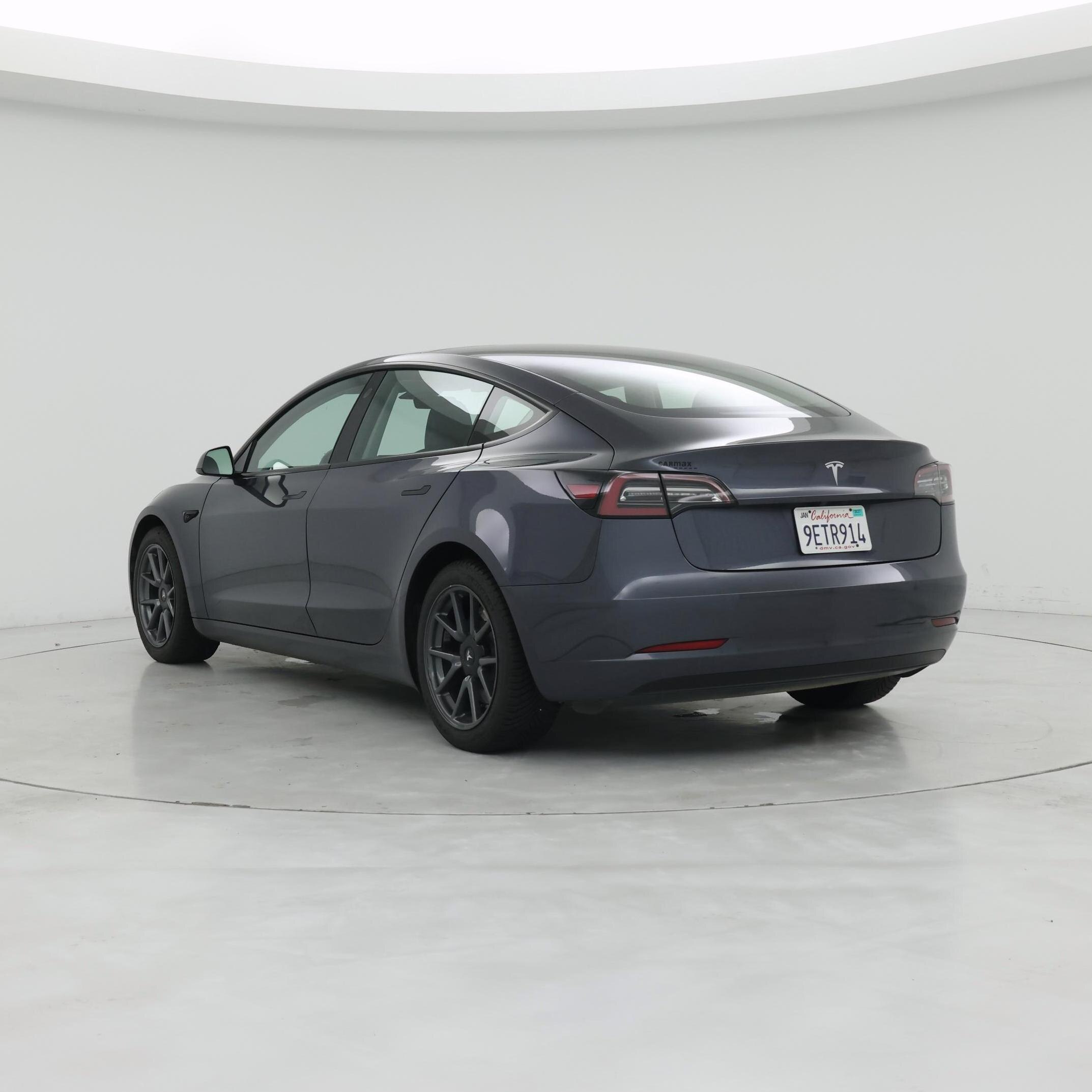 Thumbnail: 2023 Tesla Model 3 - 2
