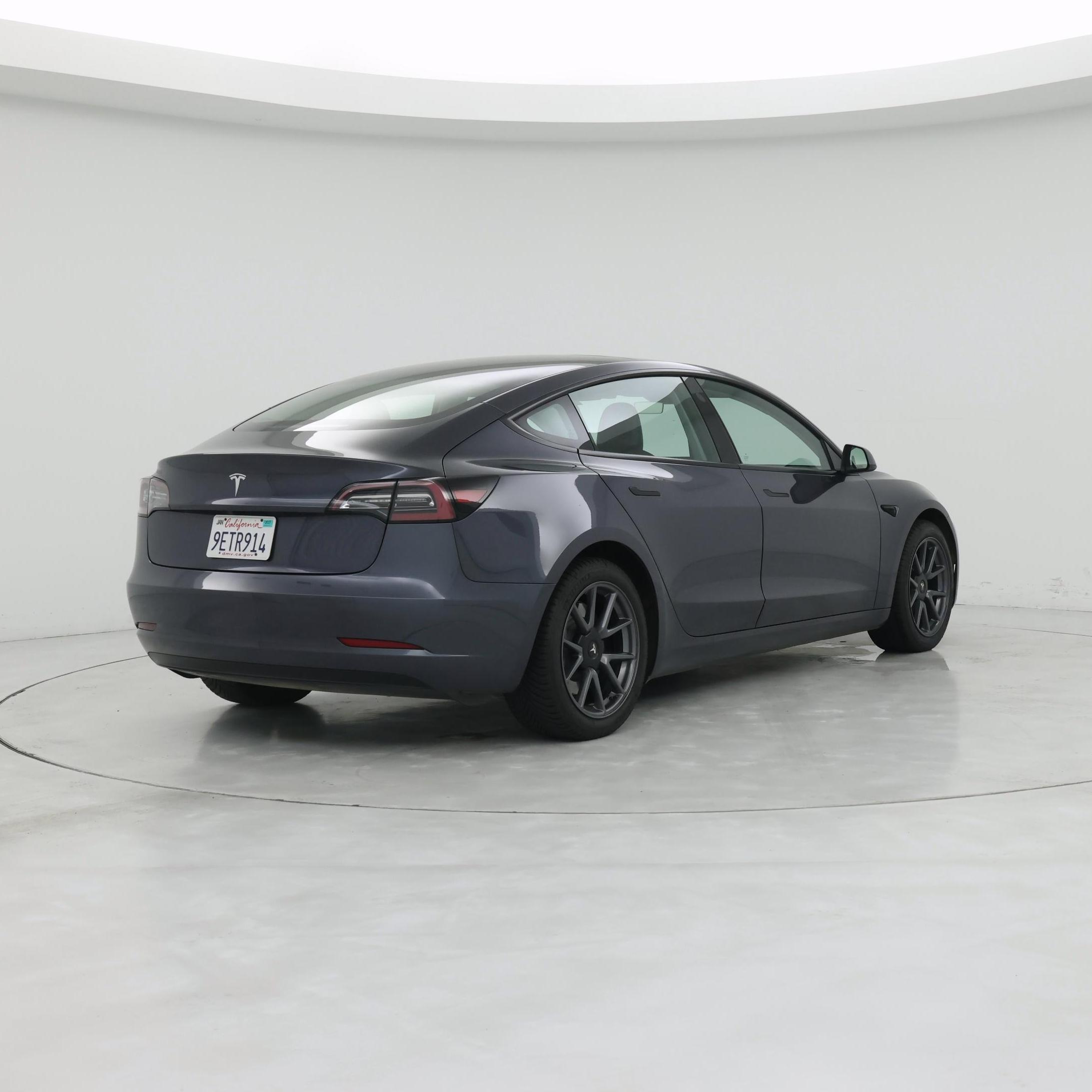 Thumbnail: 2023 Tesla Model 3 - 8