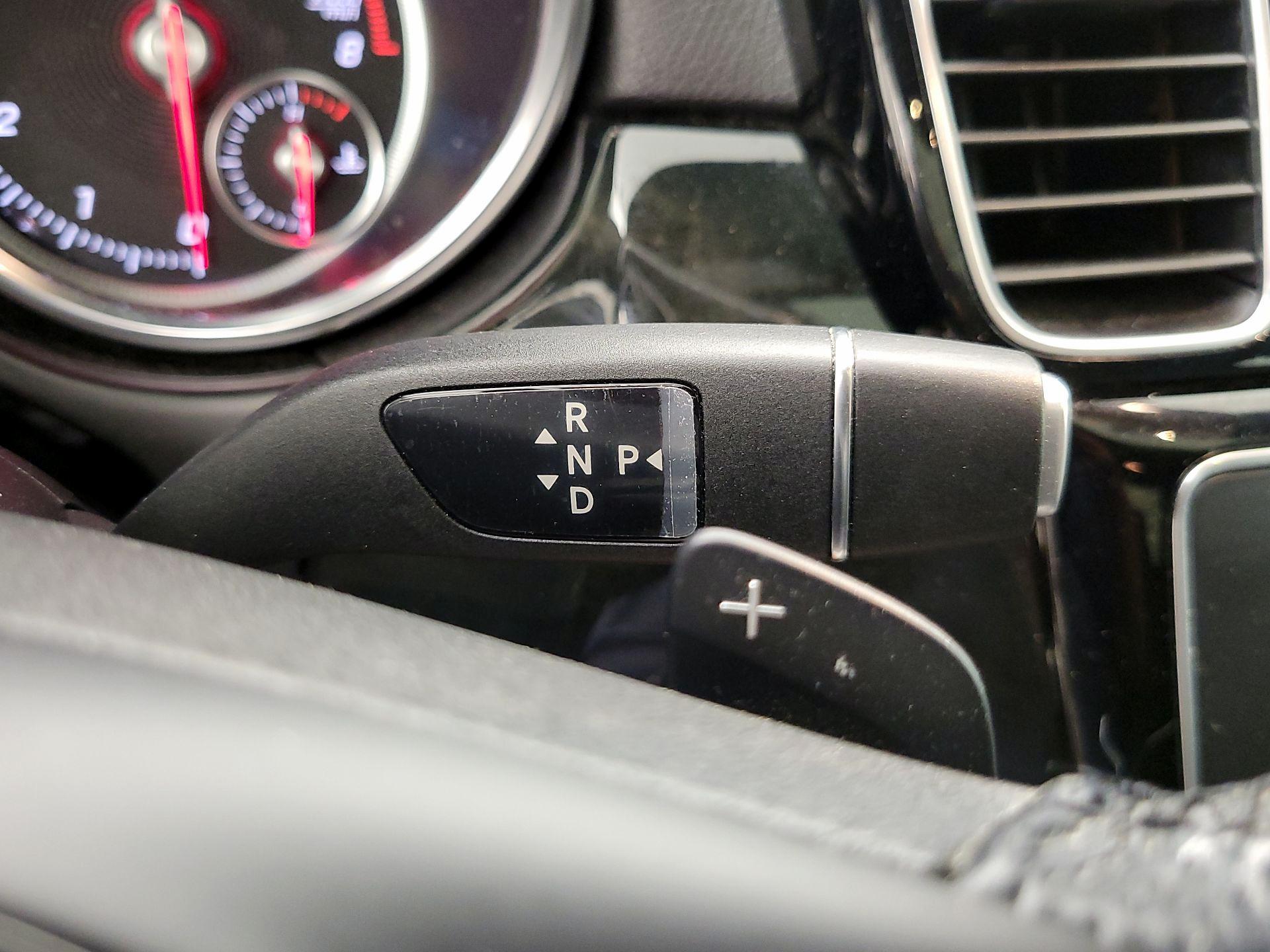 Thumbnail: 2018 Mercedes-Benz GLE - 18