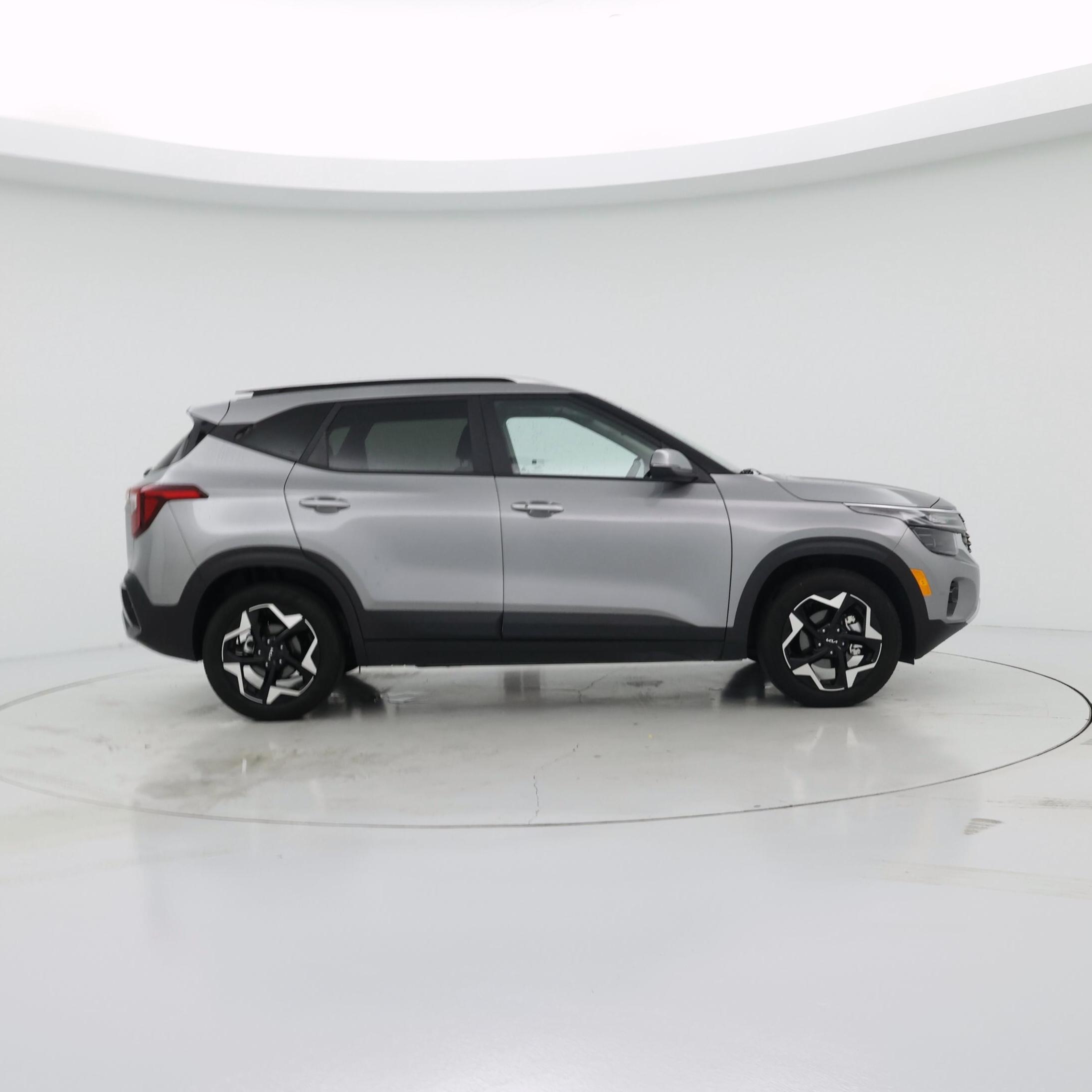 Thumbnail: 2025 Kia Seltos - 7